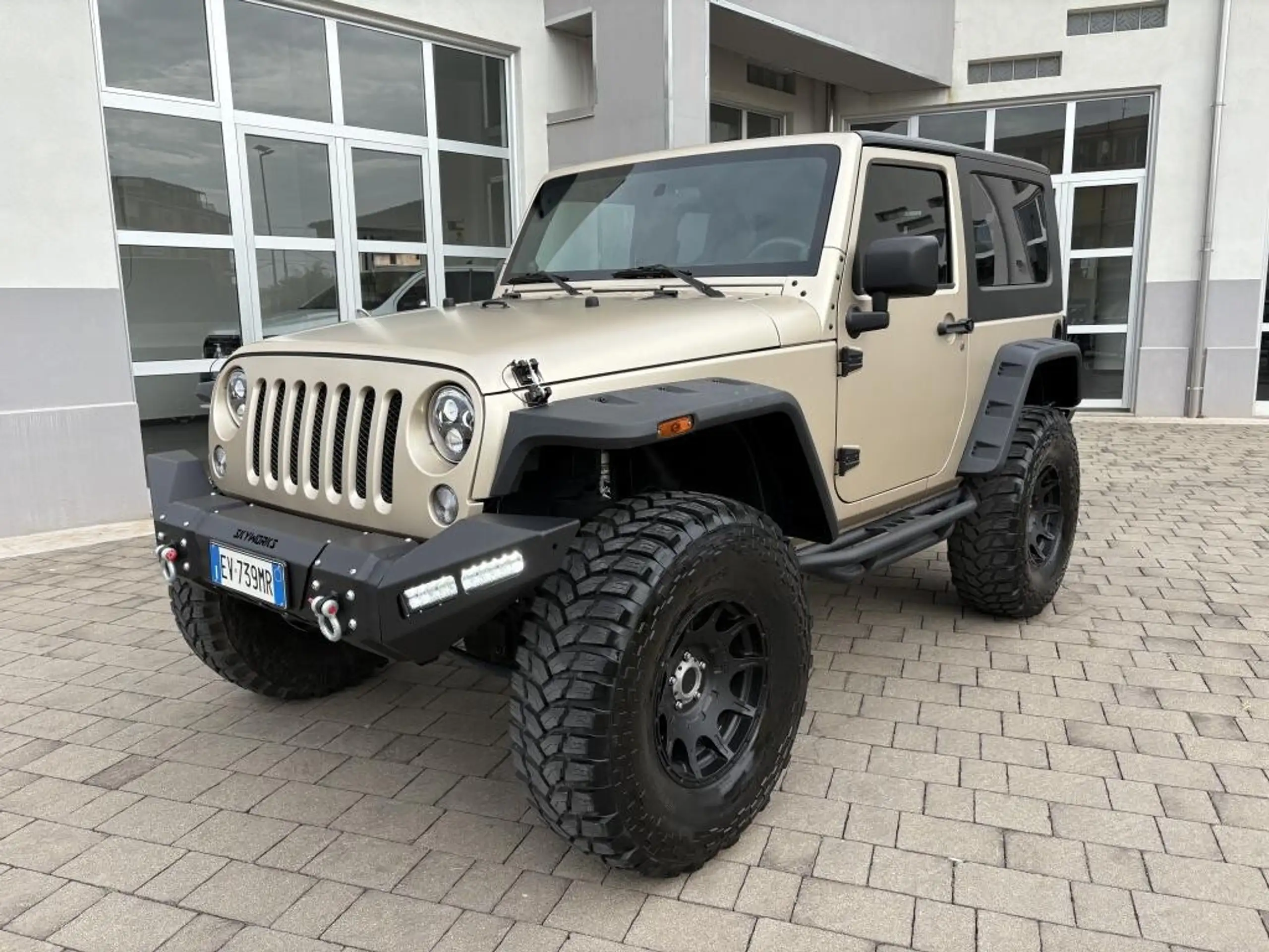 Jeep - Wrangler