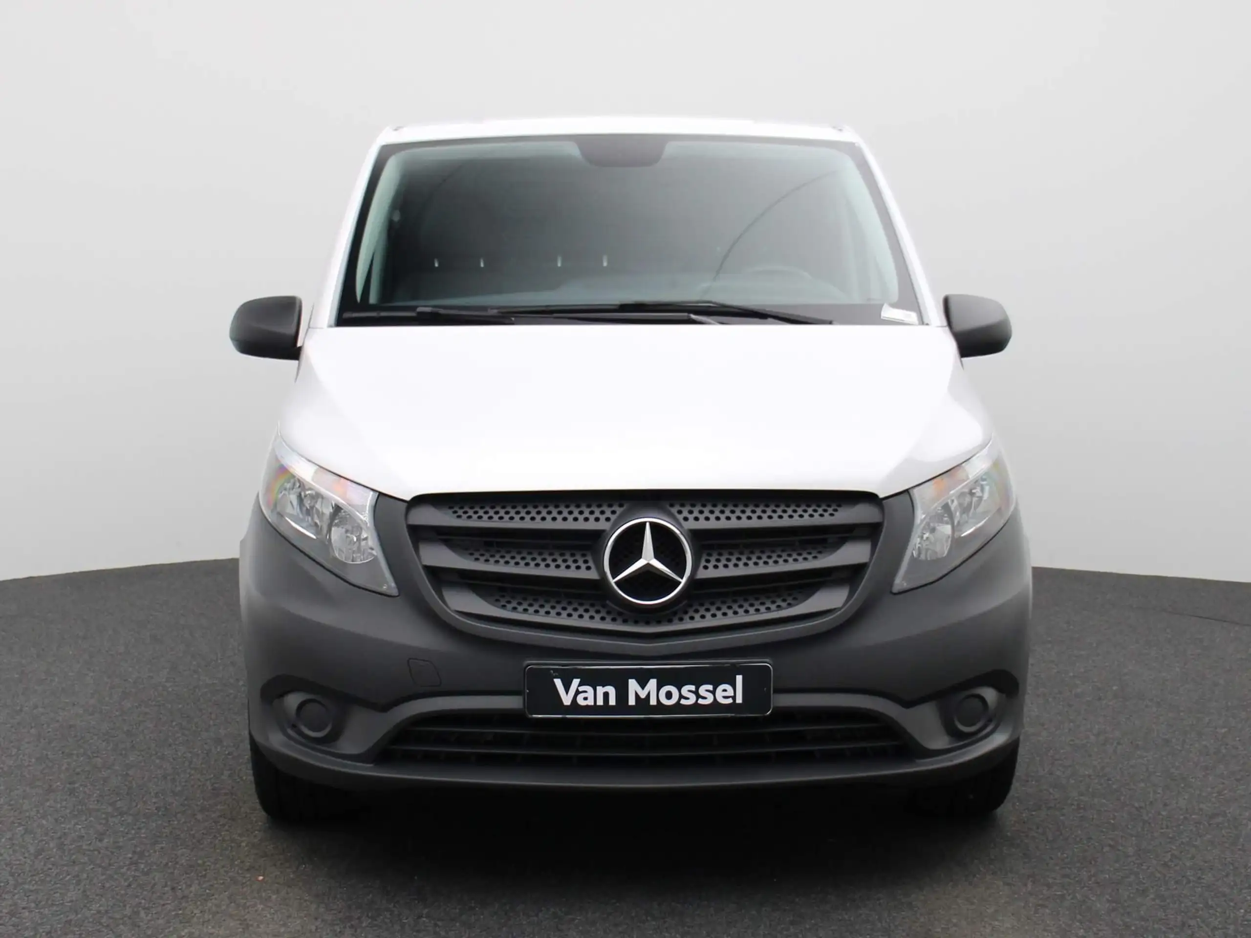 Mercedes-Benz - Vito