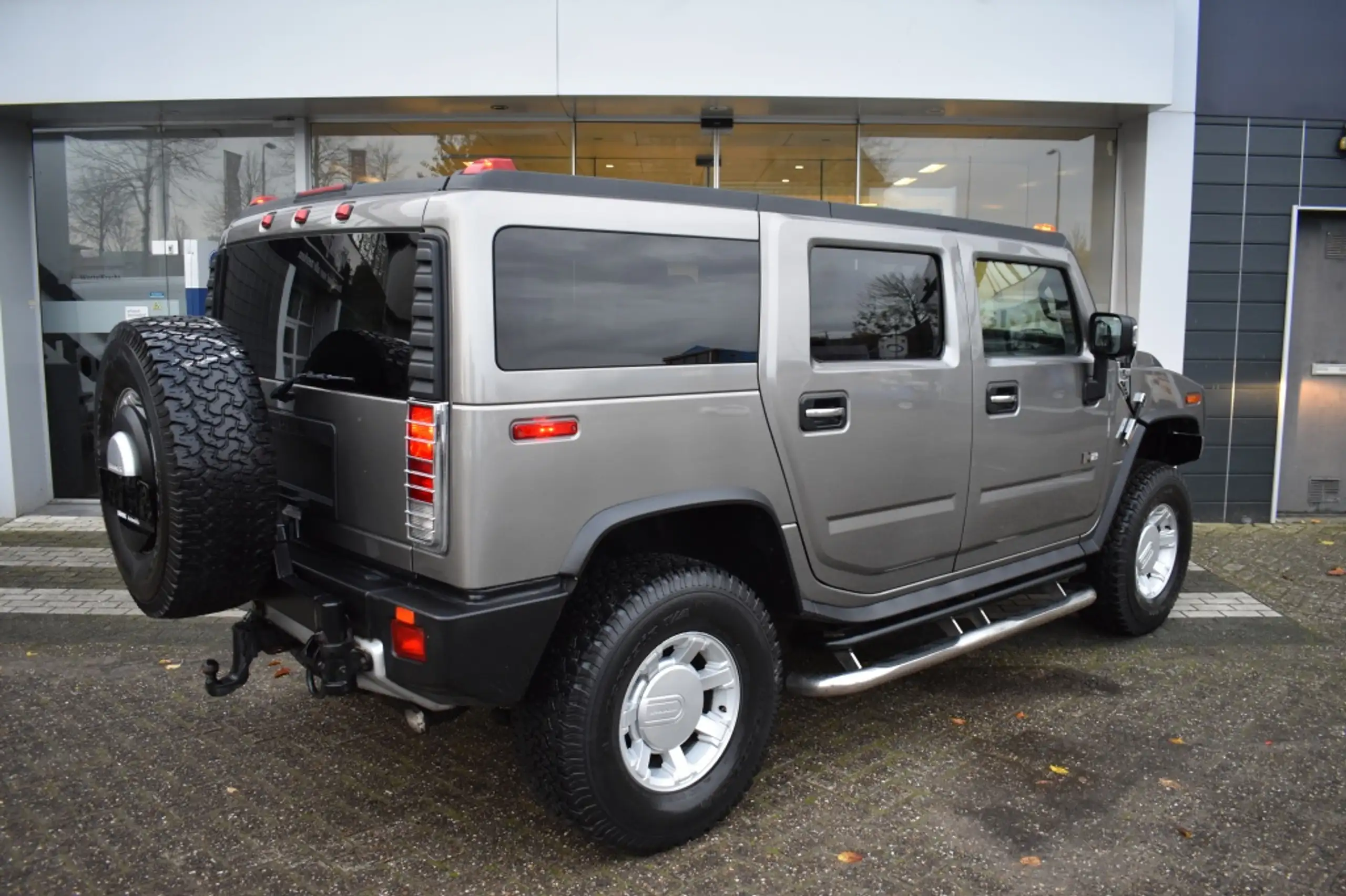 HUMMER - H2