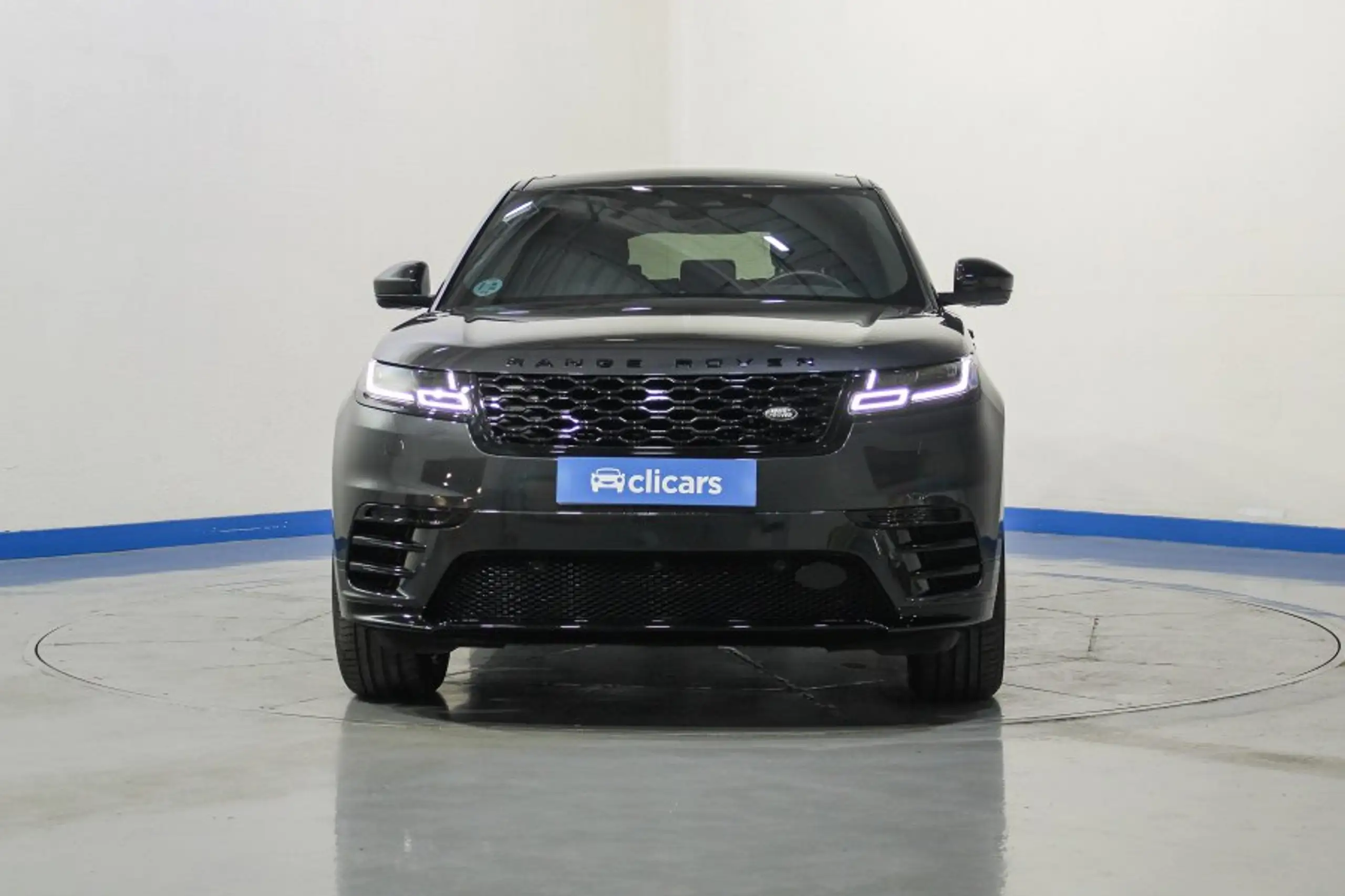 Land Rover - Range Rover Velar