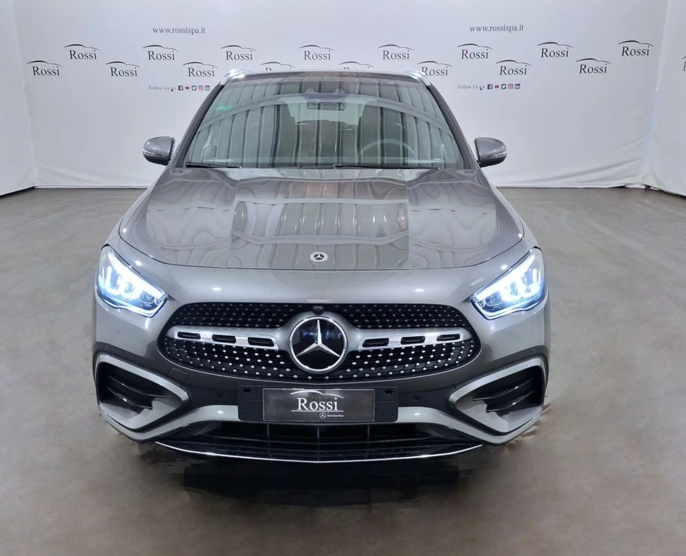 Mercedes-Benz - GLA 250