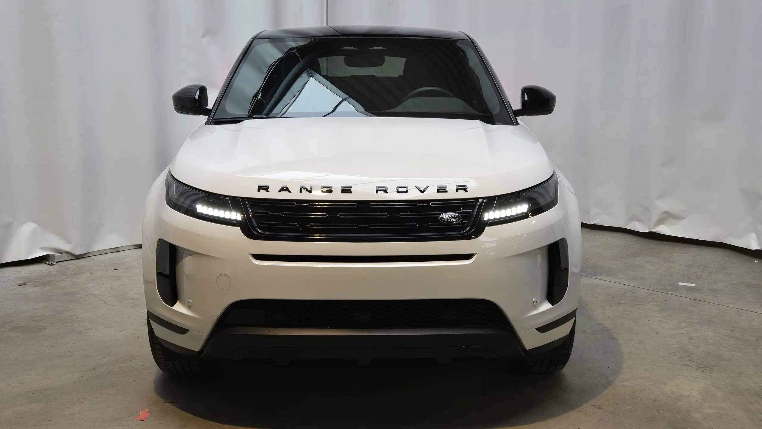 Land Rover - Range Rover Evoque