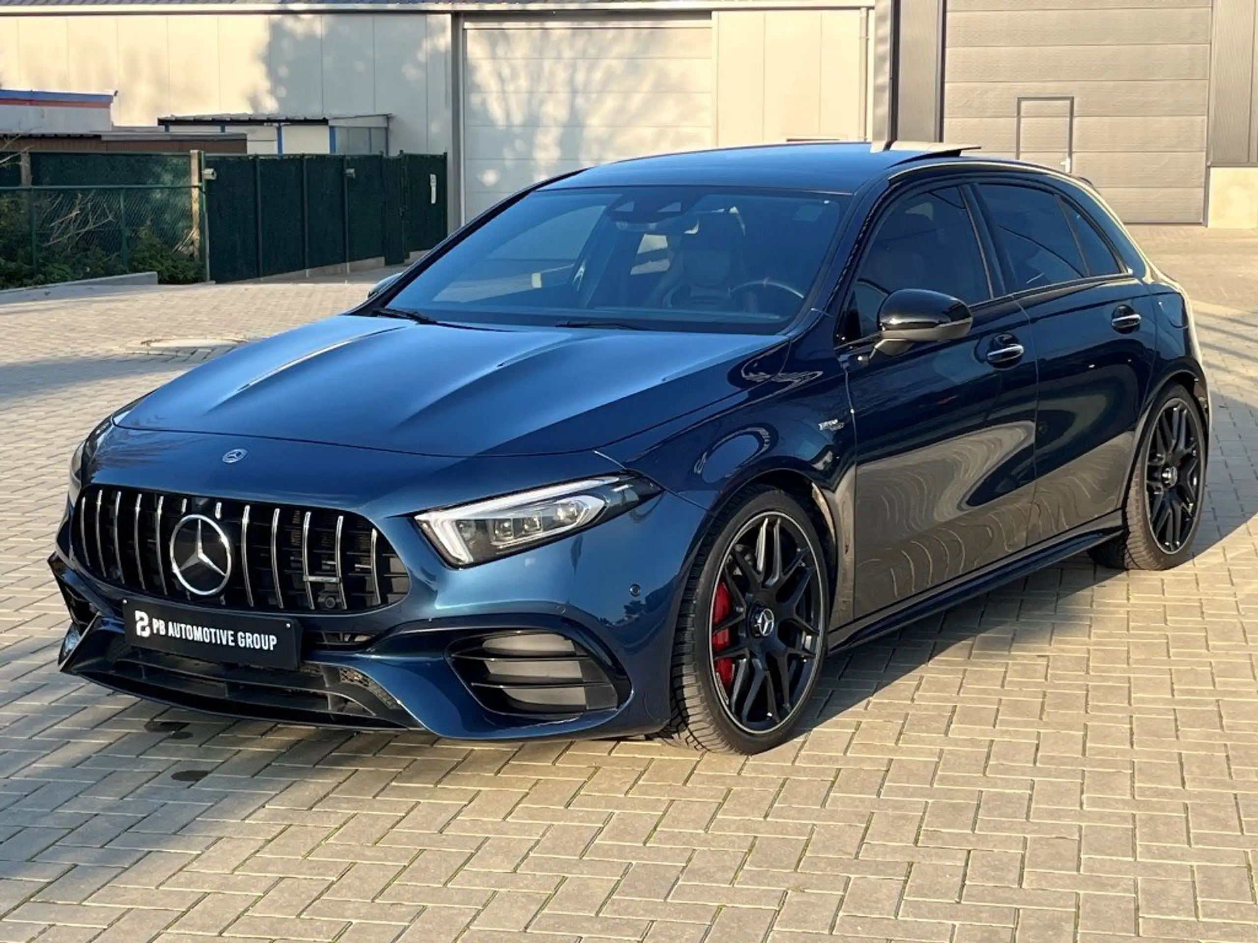 Mercedes-Benz - A 45 AMG