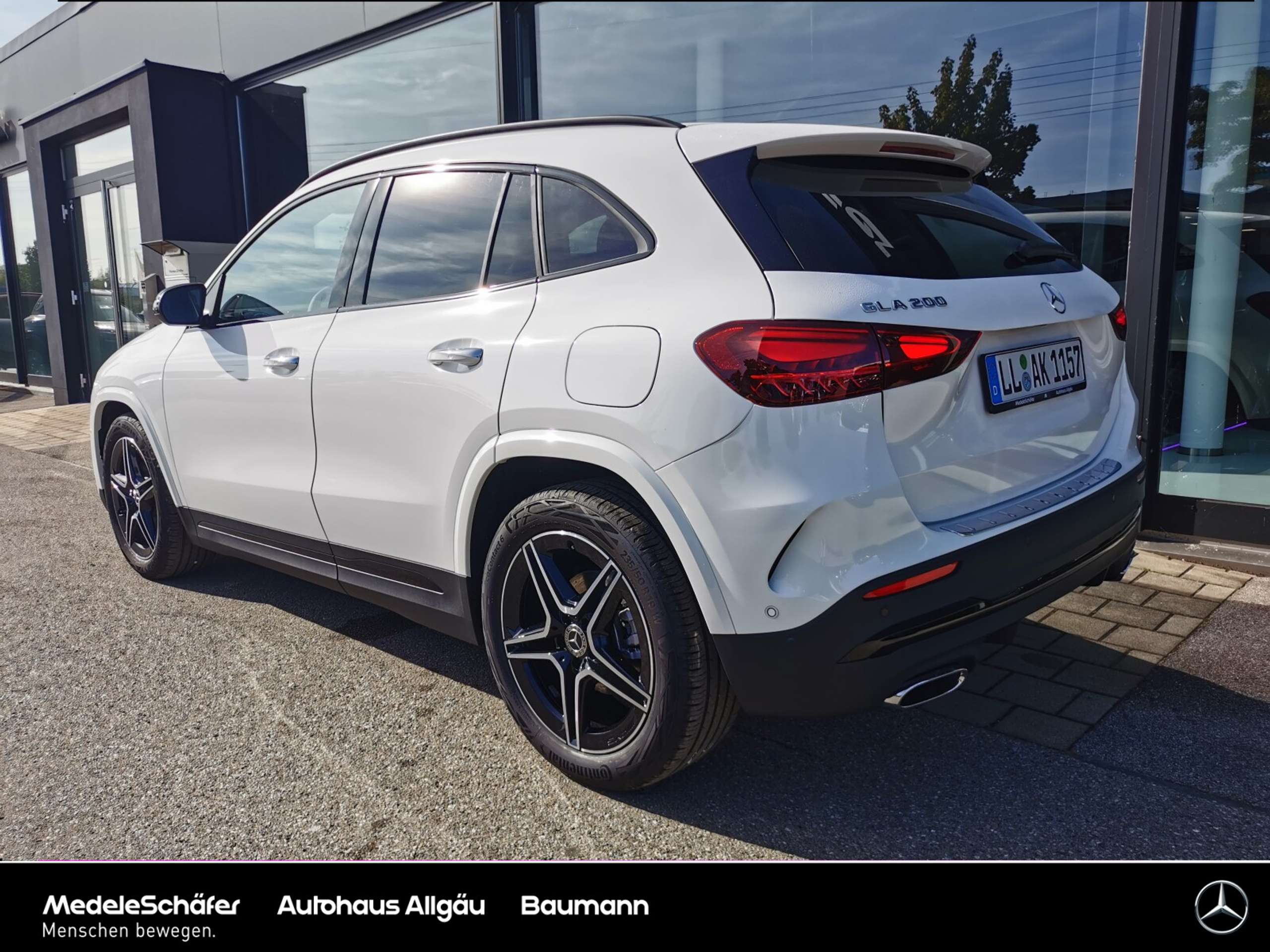 Mercedes-Benz - GLA 200