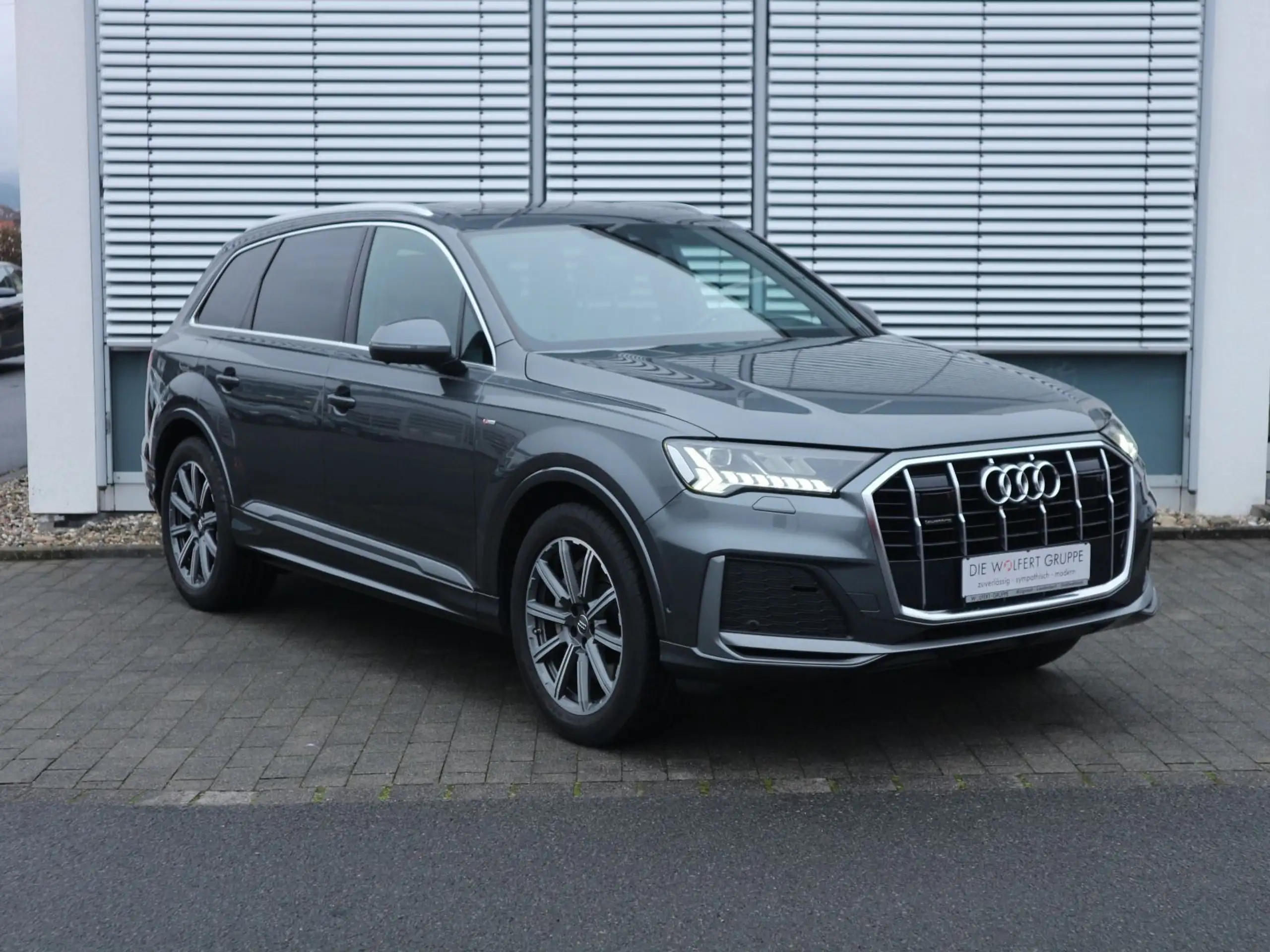 Audi - Q7