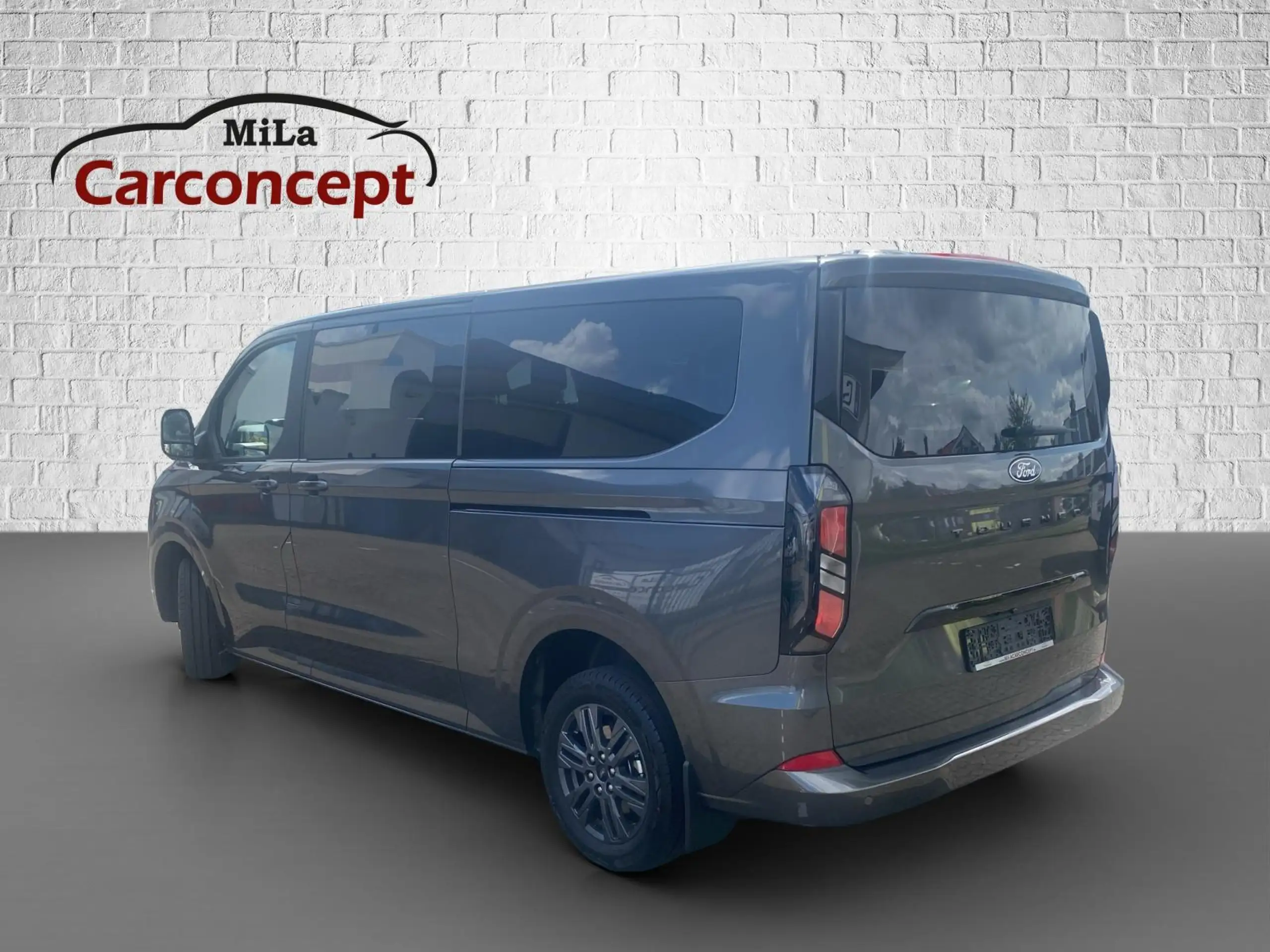 Ford - Tourneo Custom