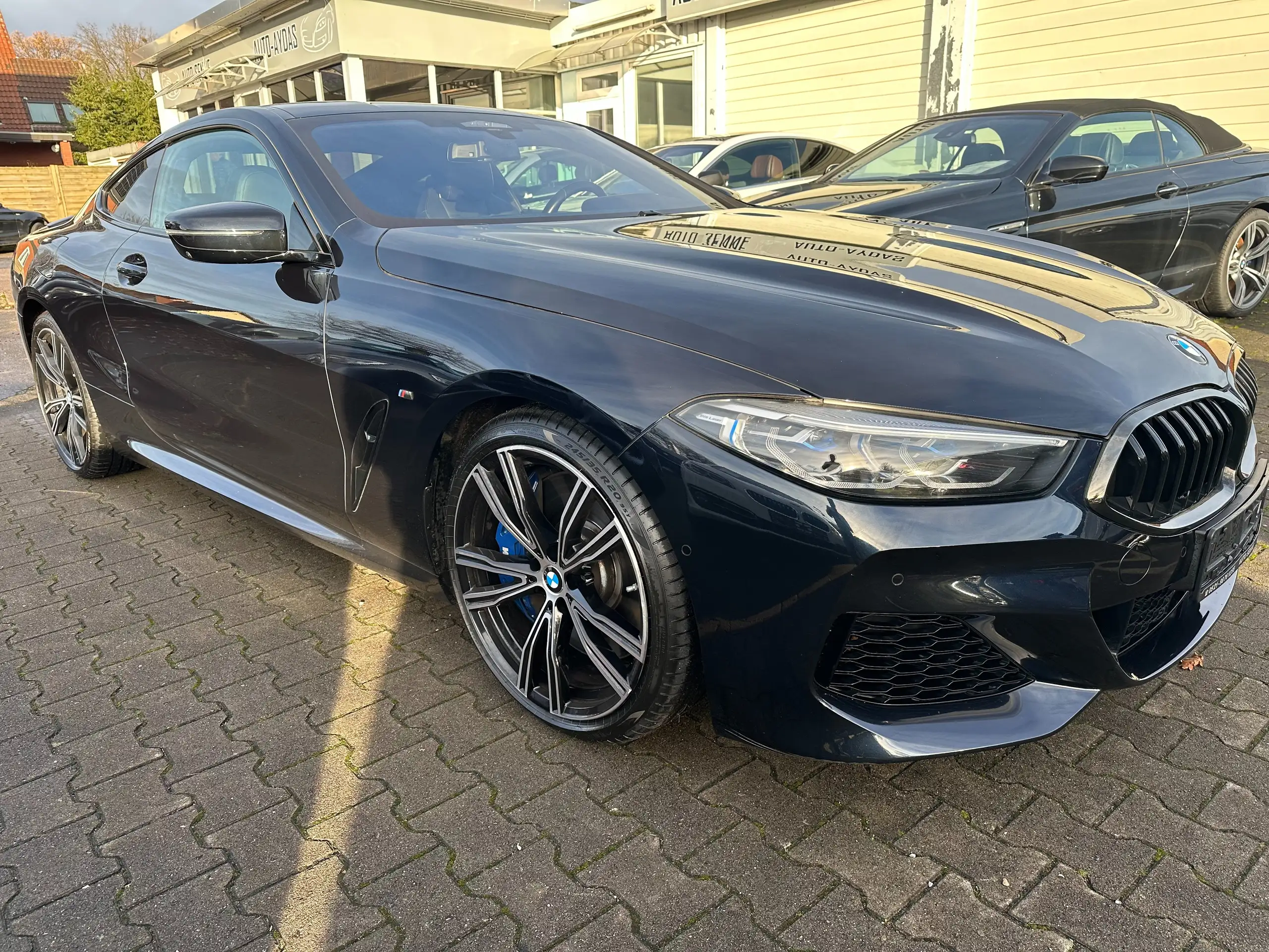 BMW - M850