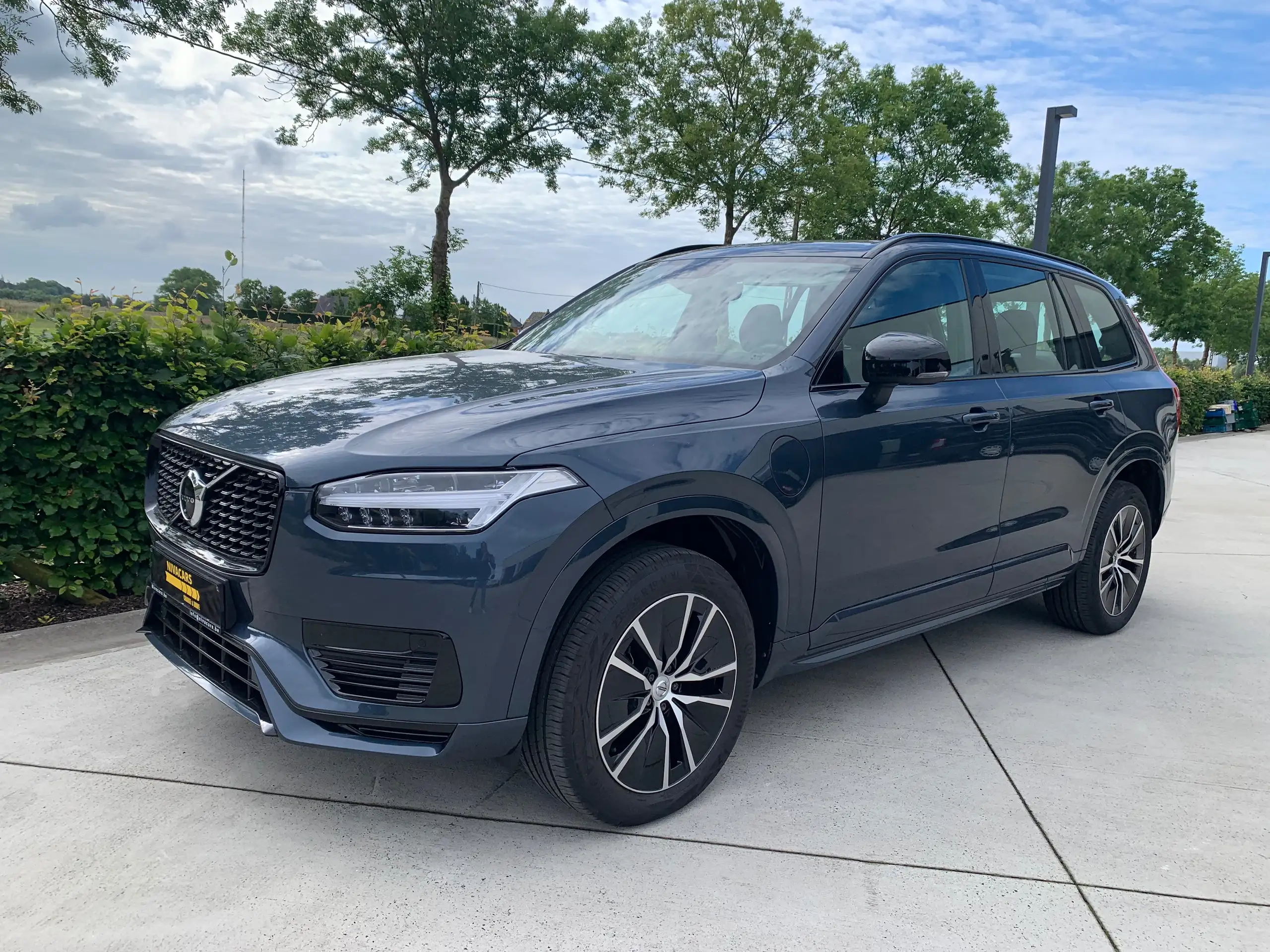 Volvo - XC90