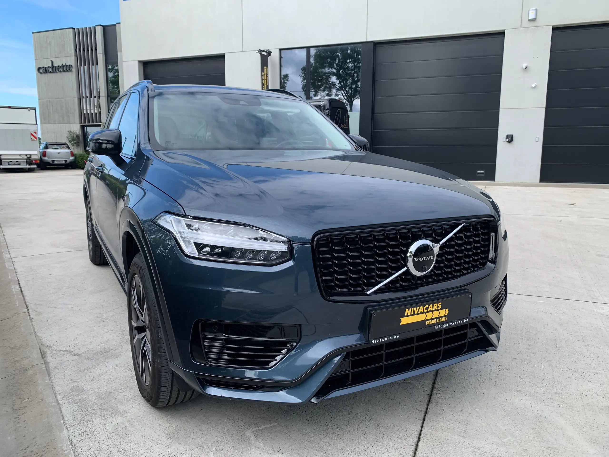 Volvo - XC90