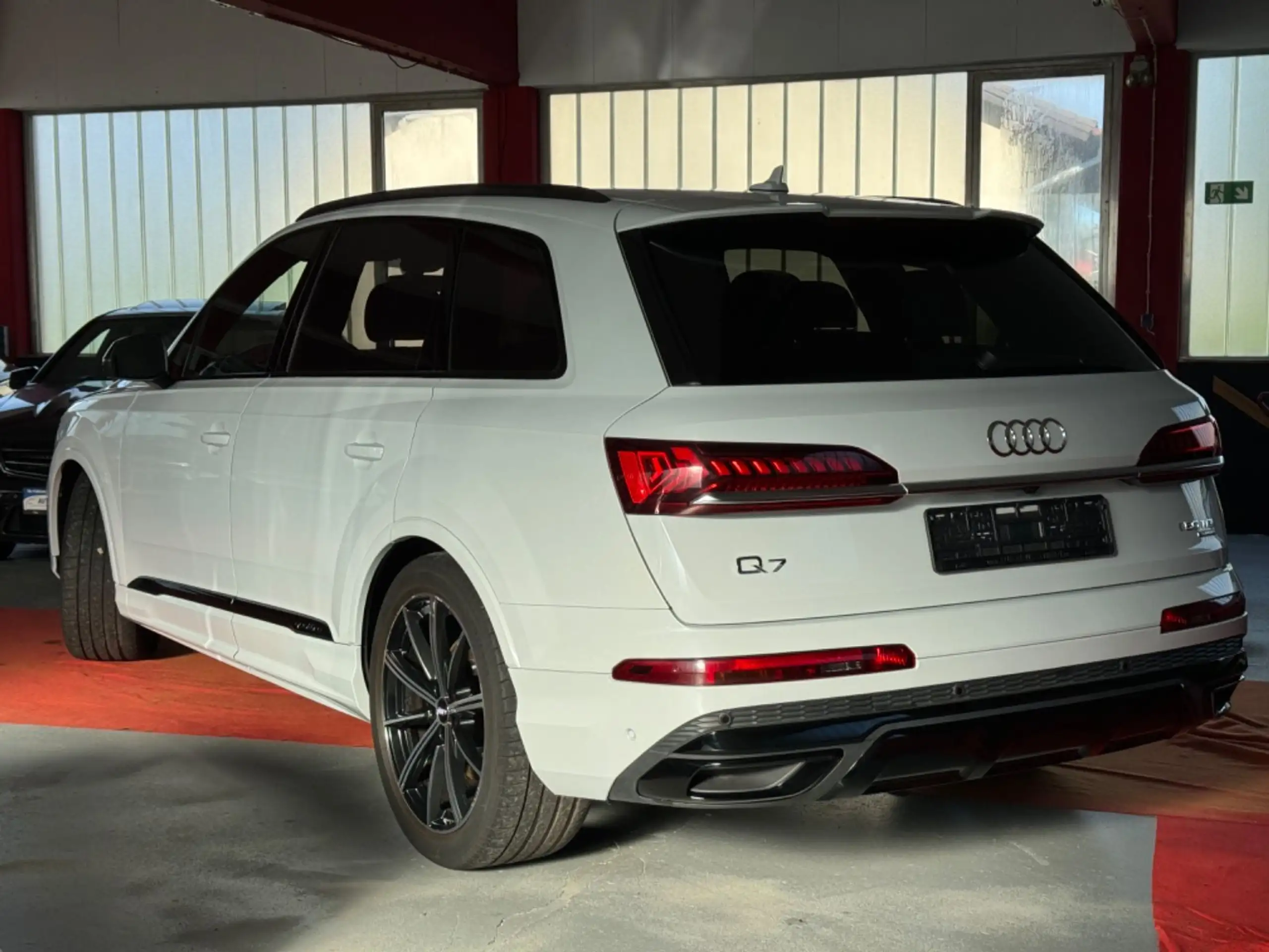 Audi - Q7