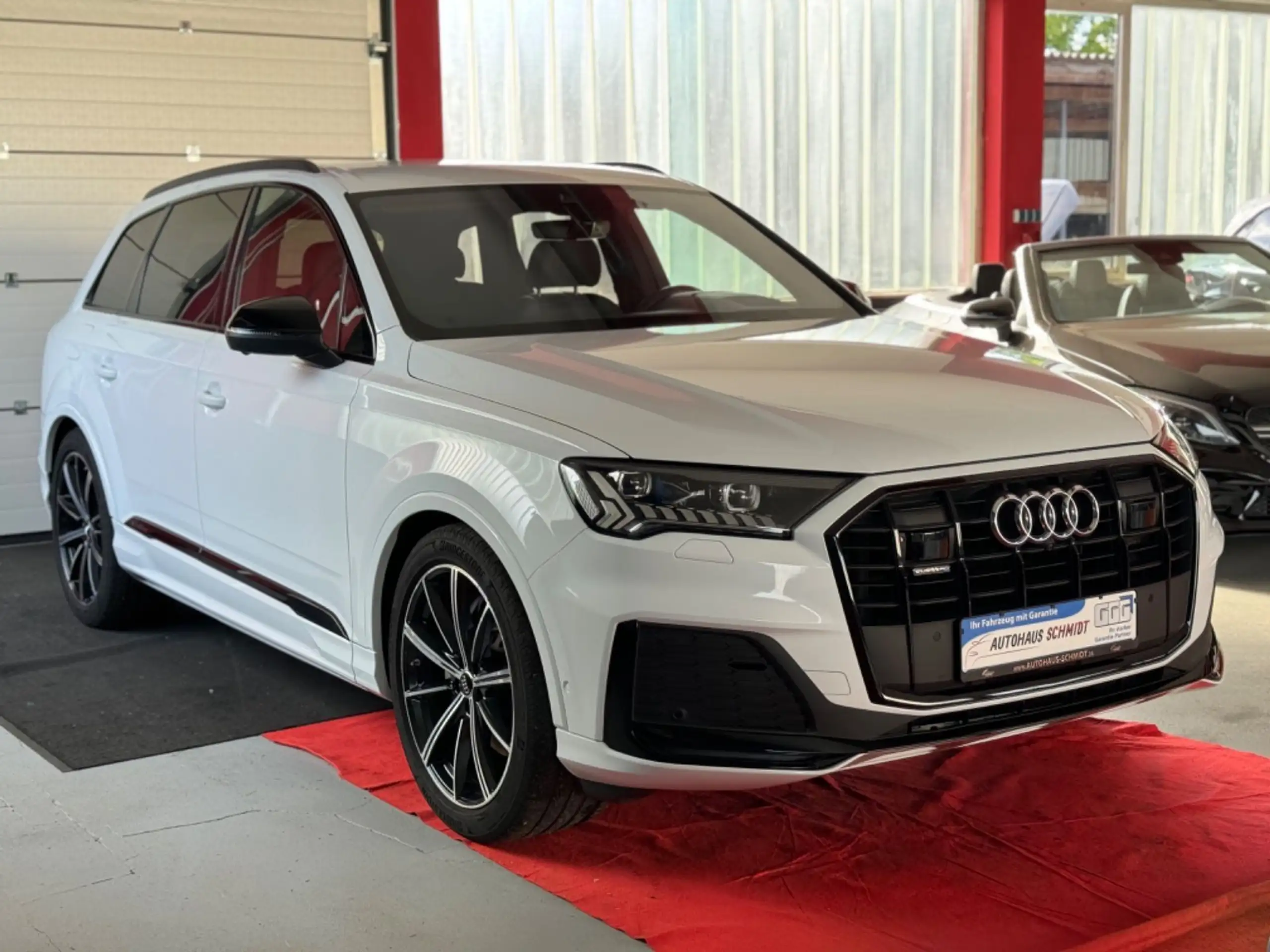 Audi - Q7