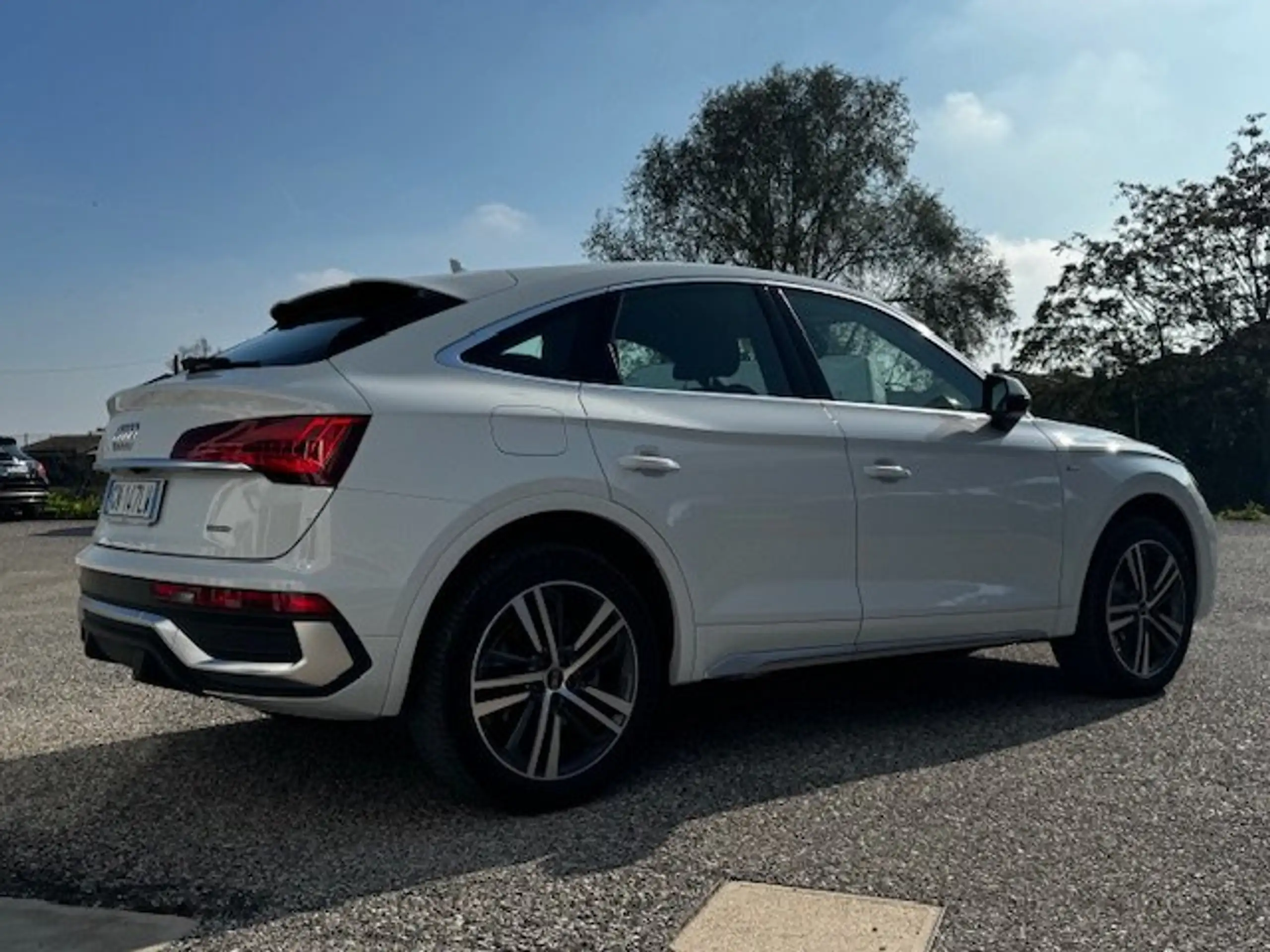 Audi - Q5