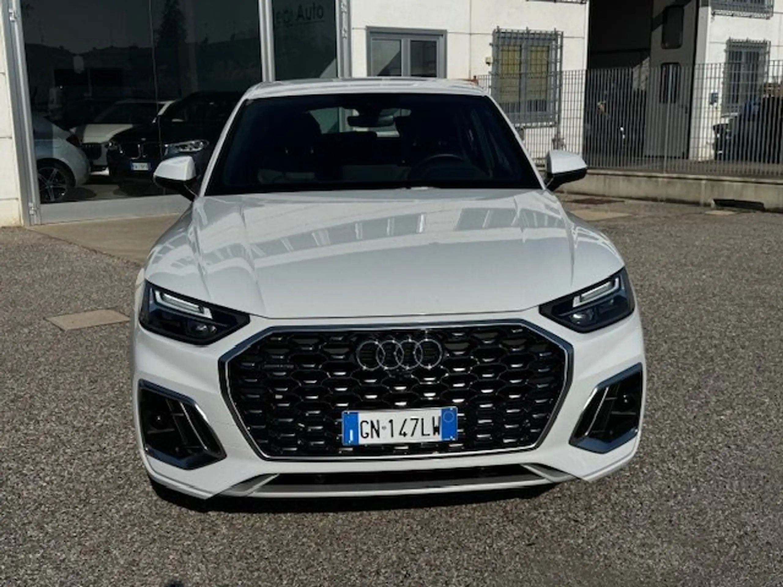 Audi - Q5