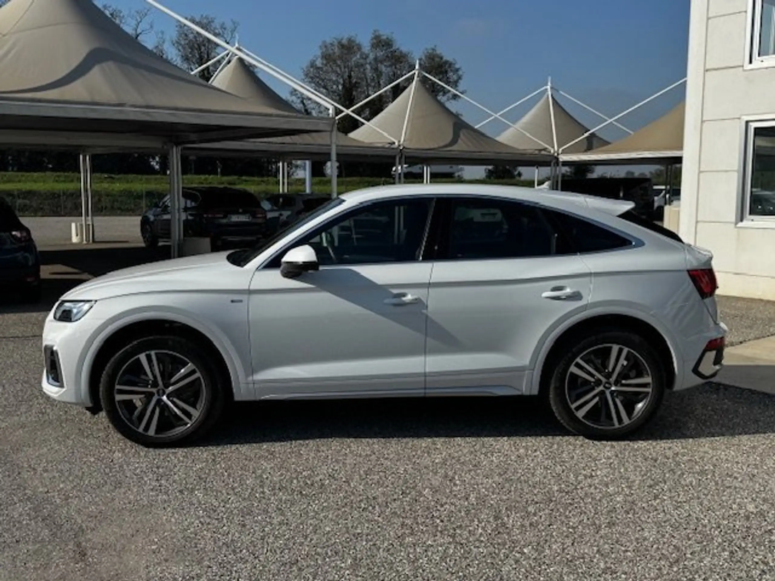 Audi - Q5