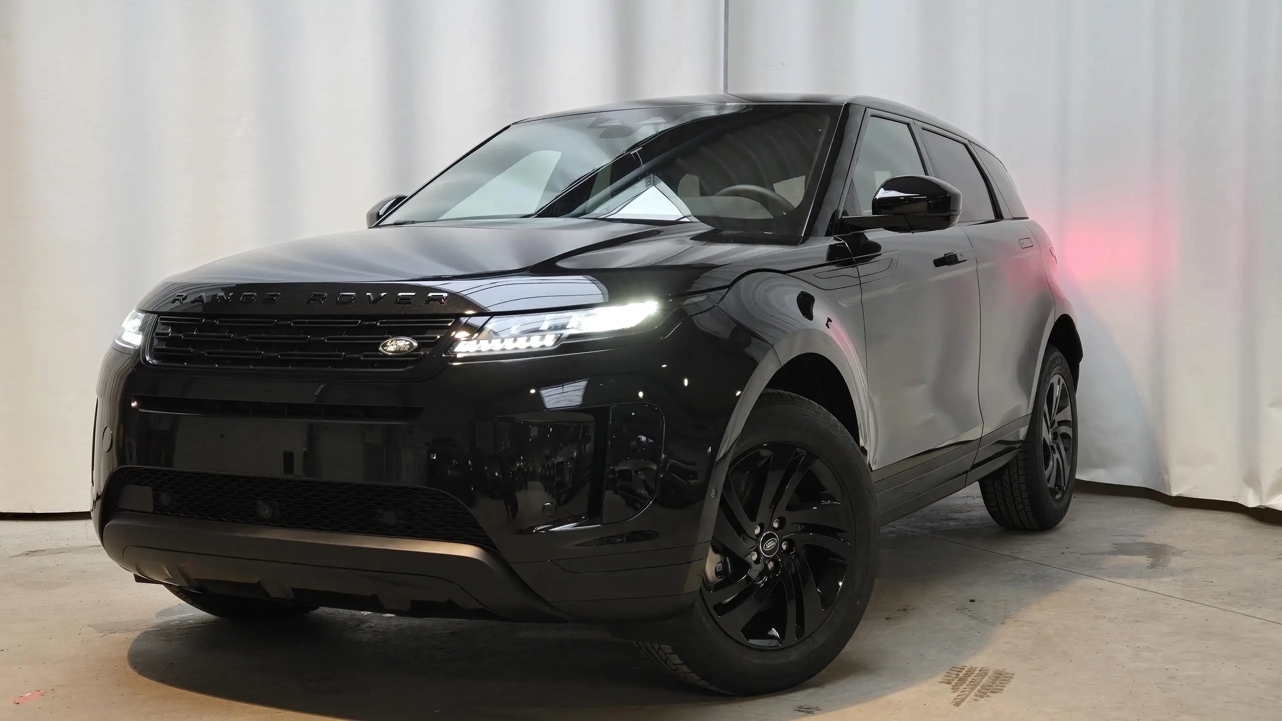 Land Rover - Range Rover Evoque