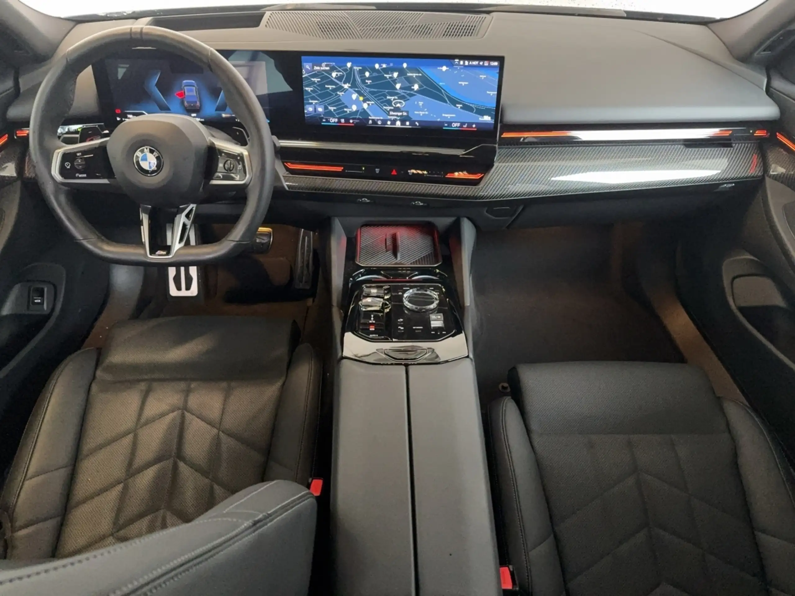 BMW - 520