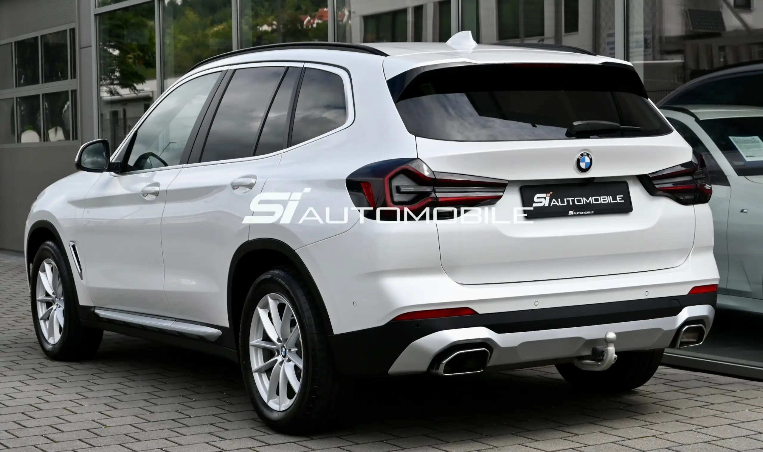 BMW - X3