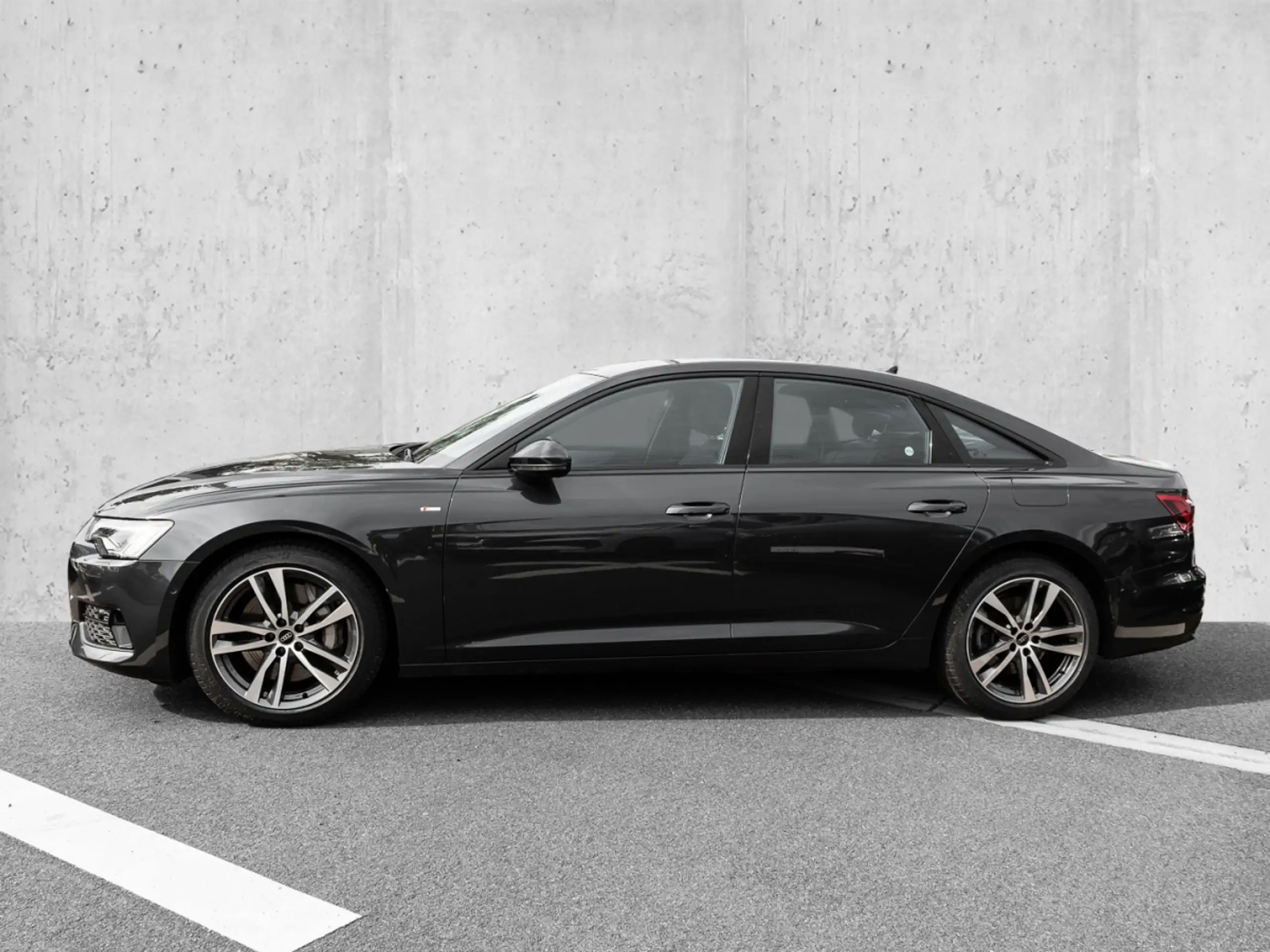 Audi - A6