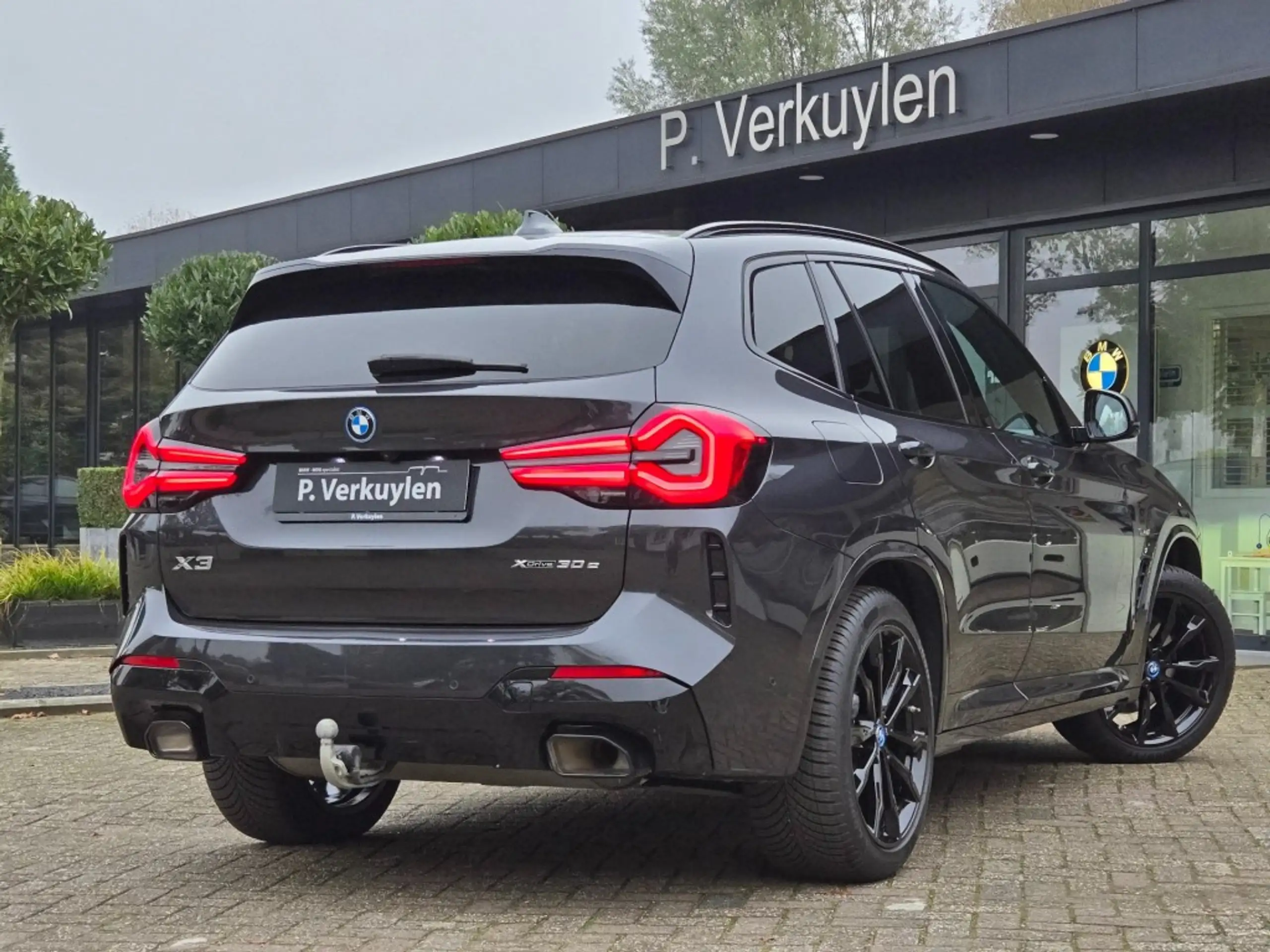 BMW - X3