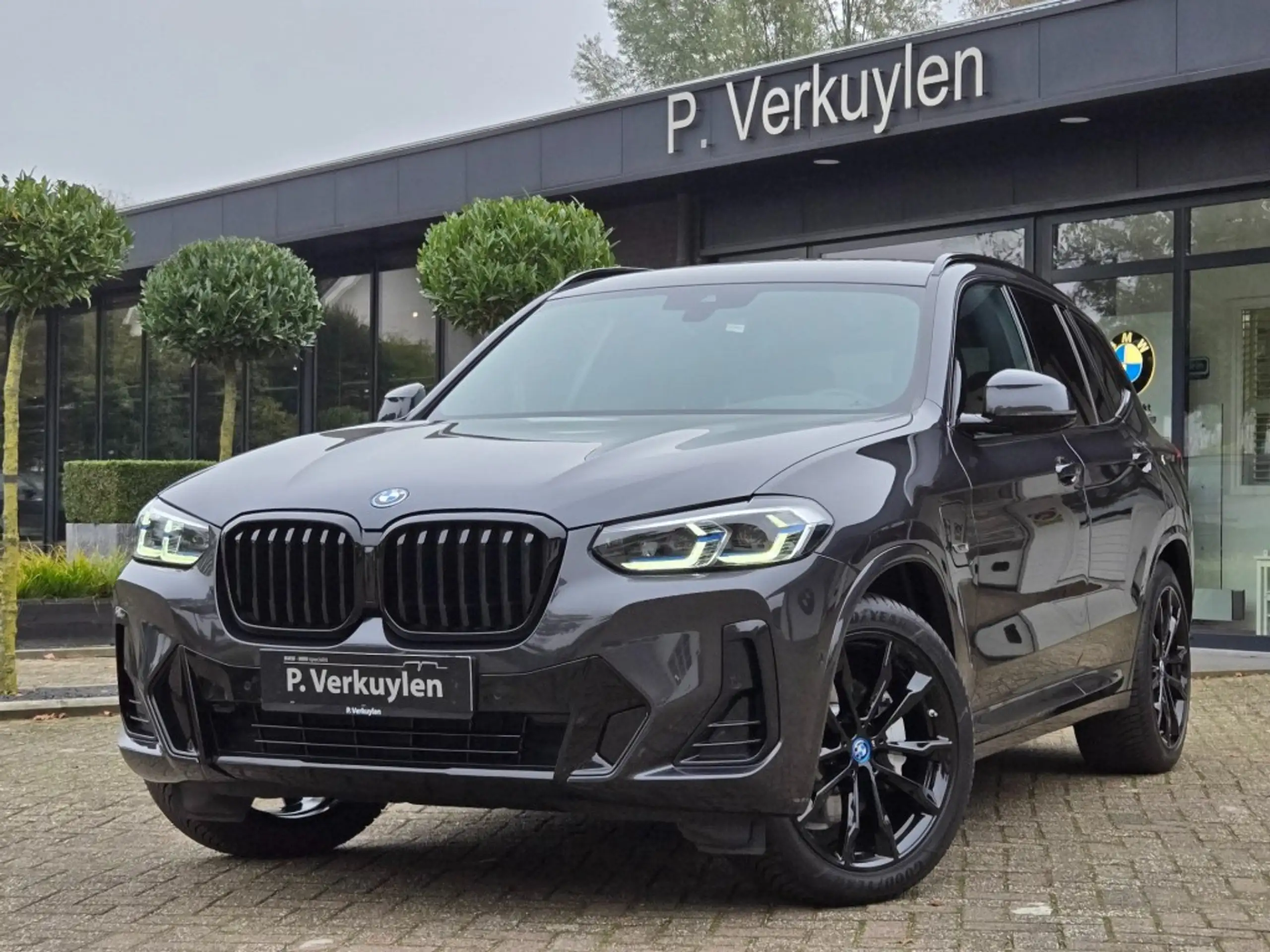 BMW - X3