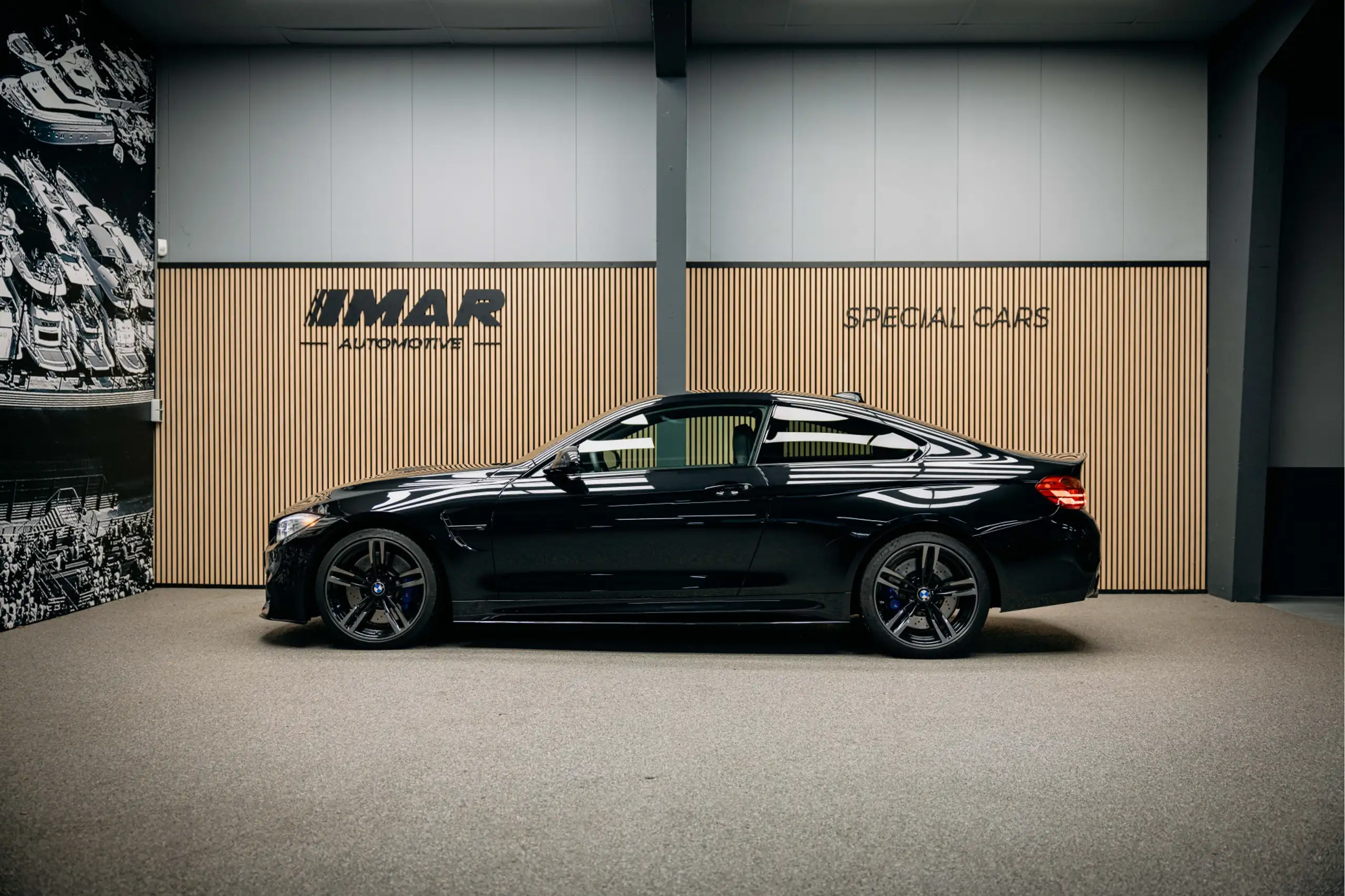 BMW - M4