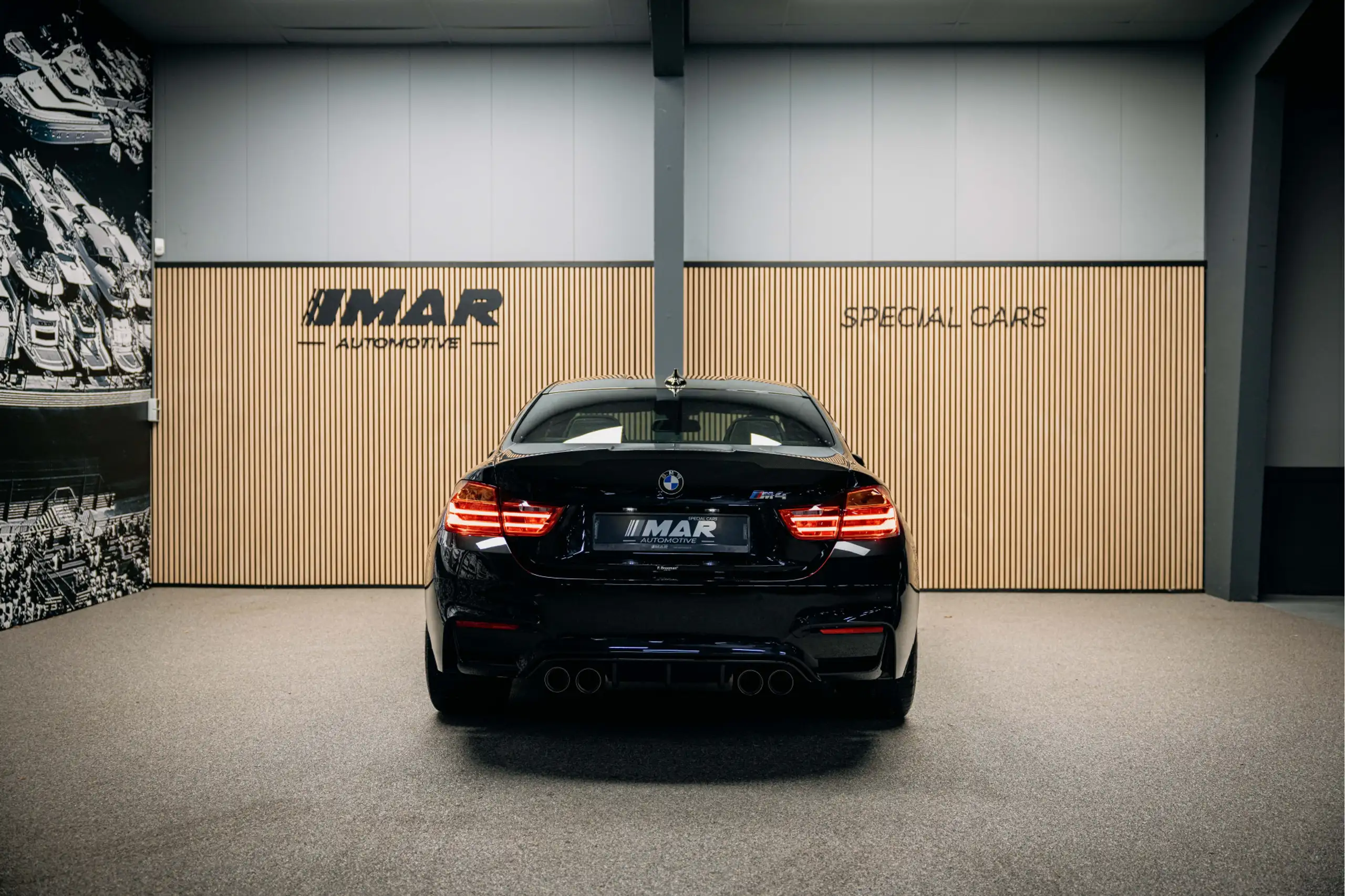 BMW - M4