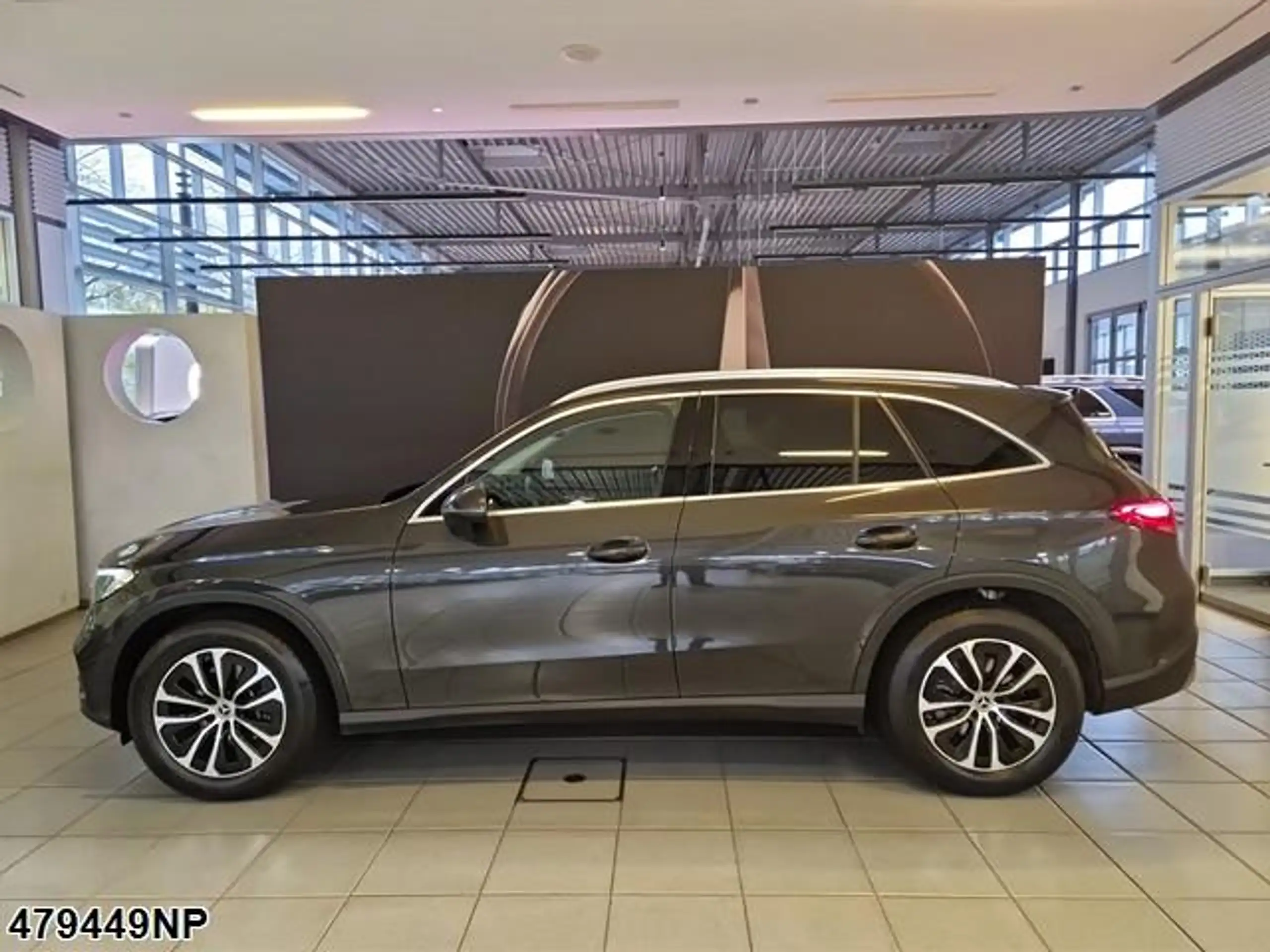 Mercedes-Benz - GLC 220