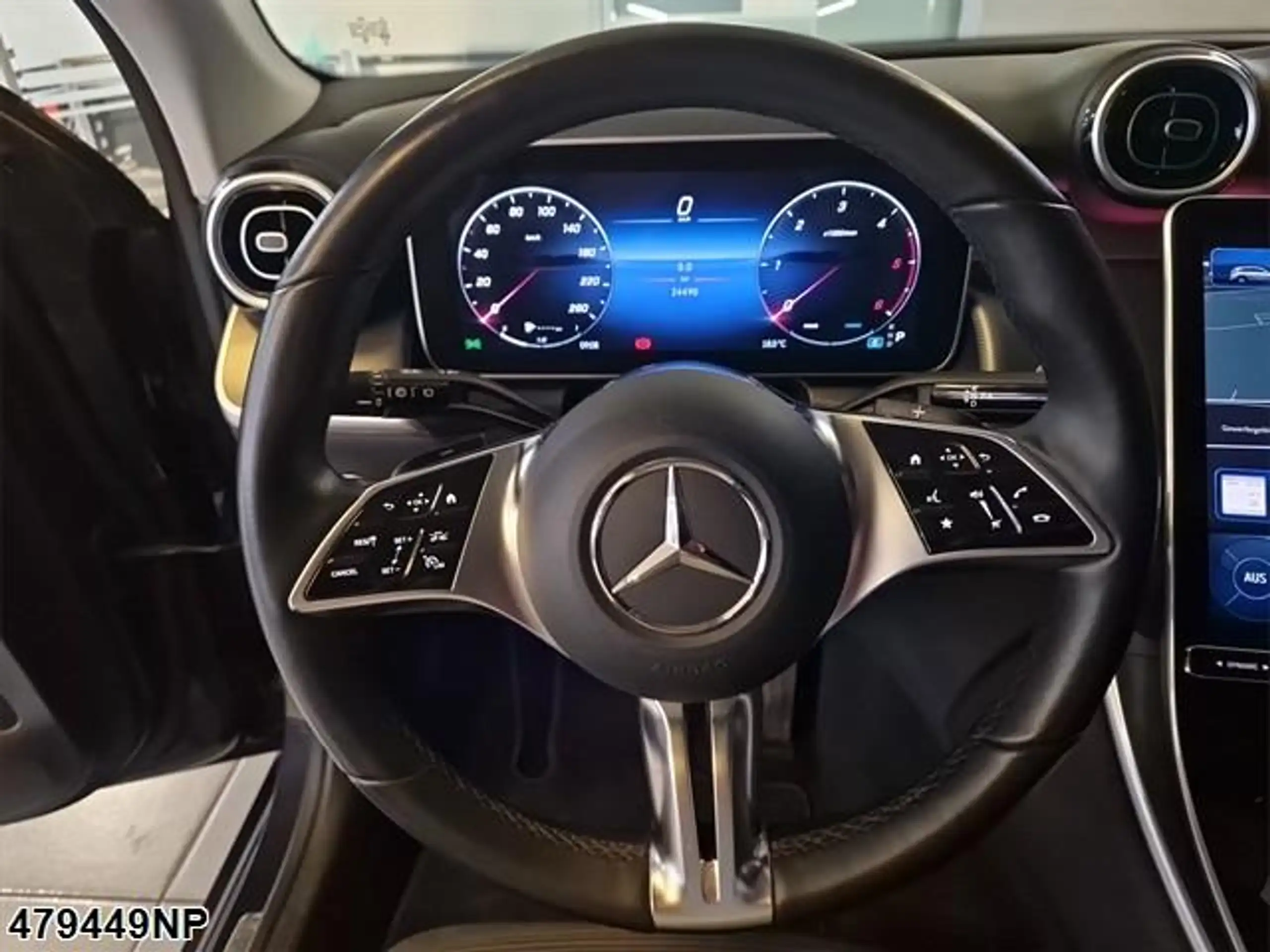 Mercedes-Benz - GLC 220