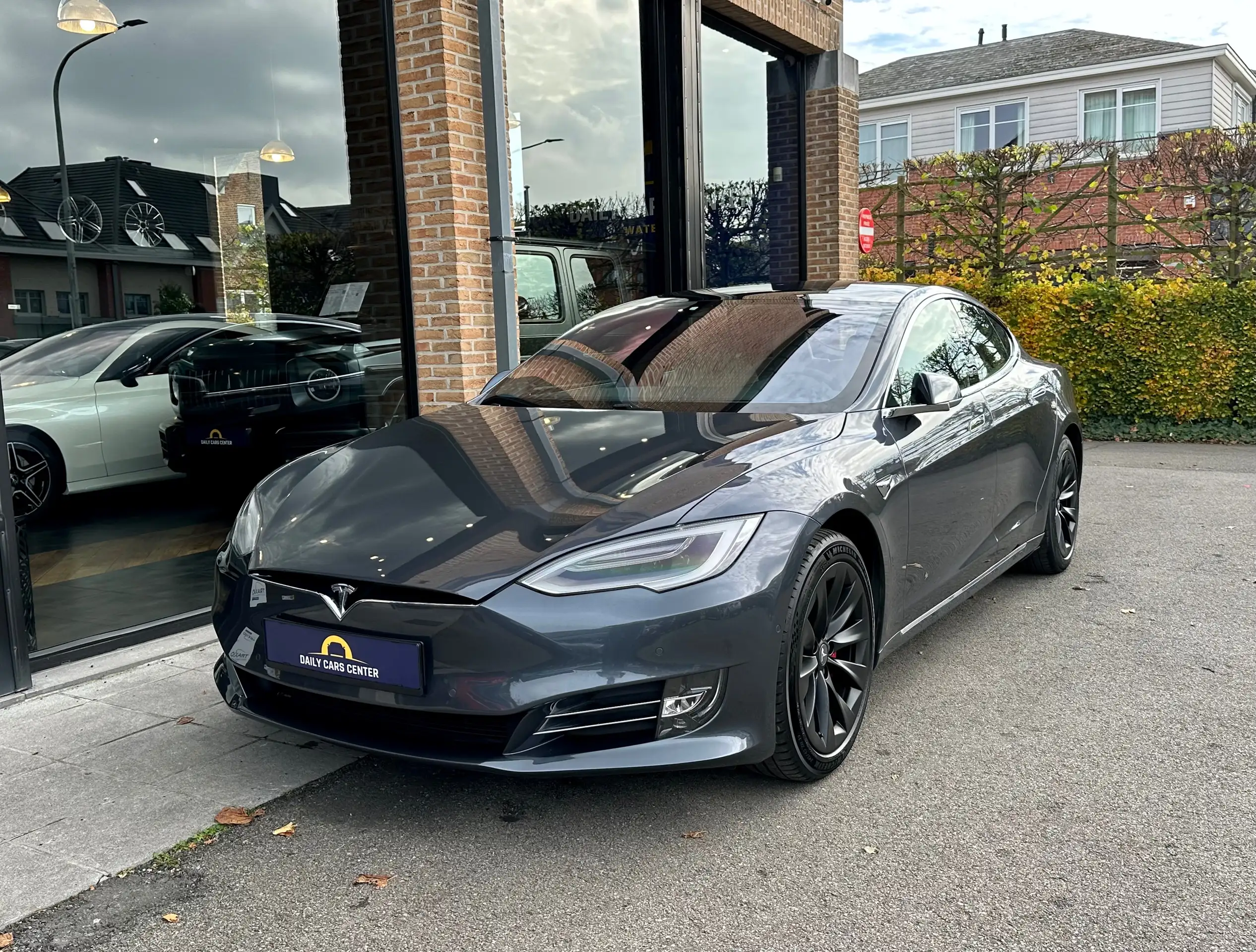 Tesla - Model S