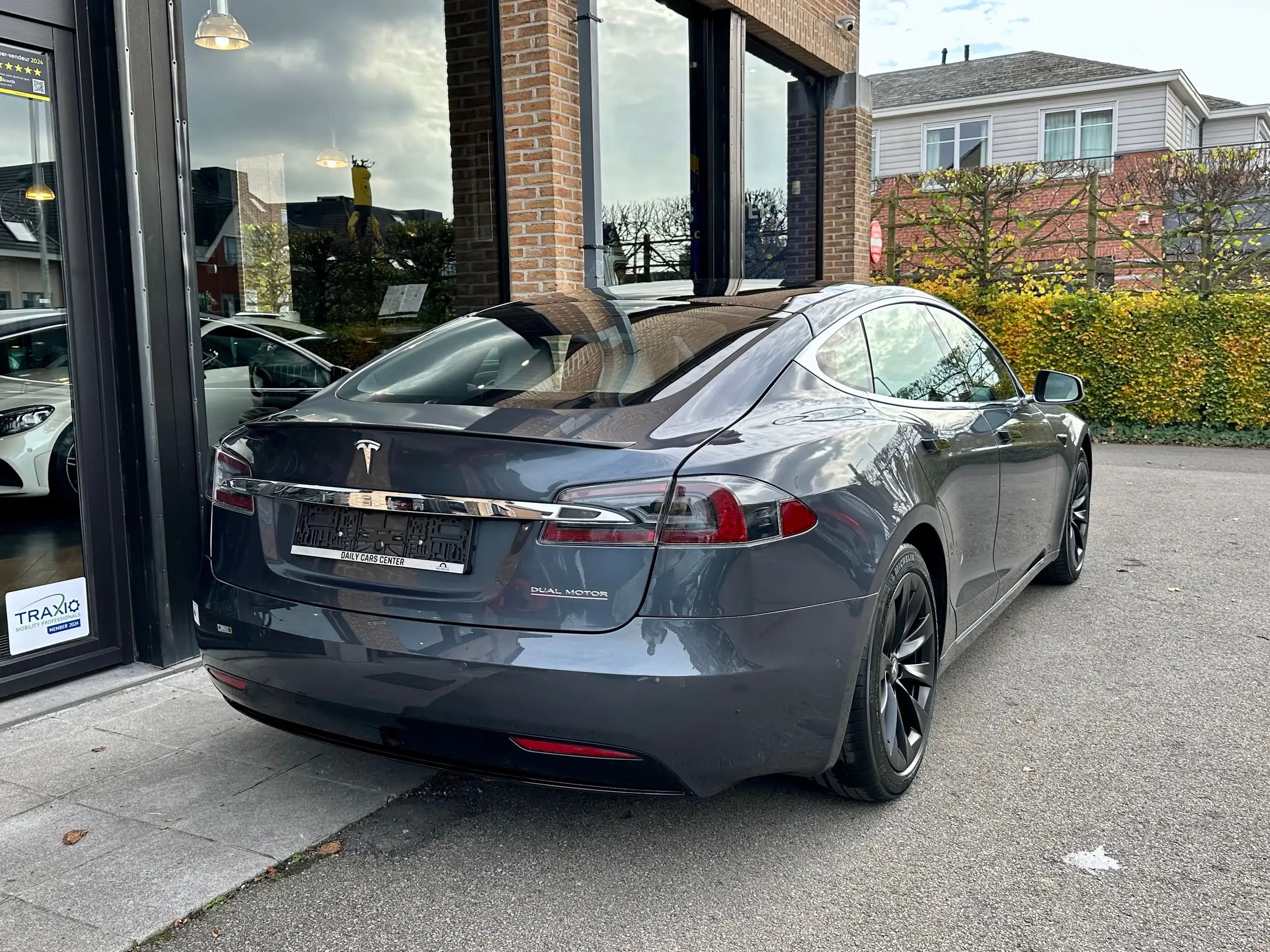 Tesla - Model S