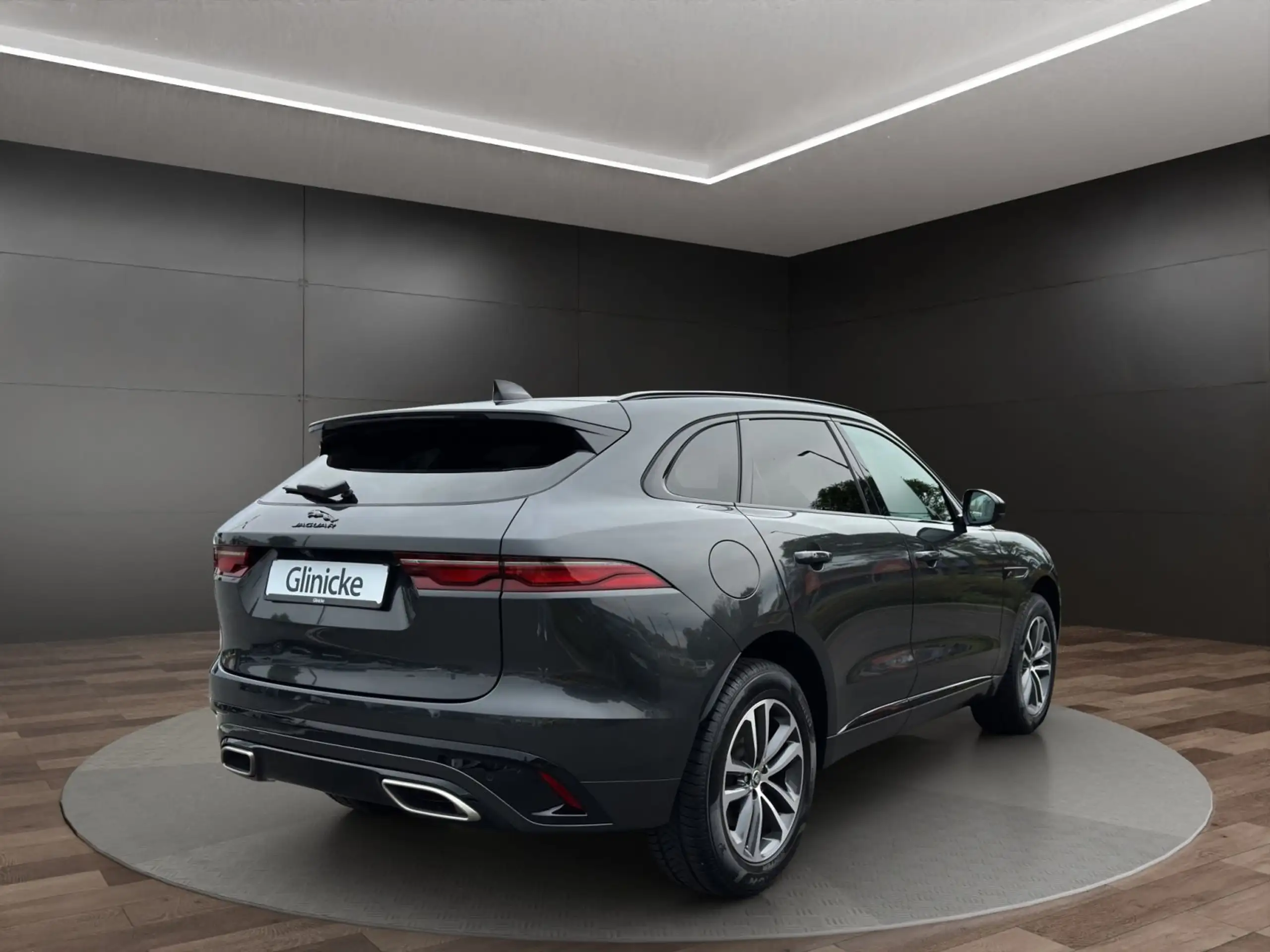 Jaguar - F-Pace