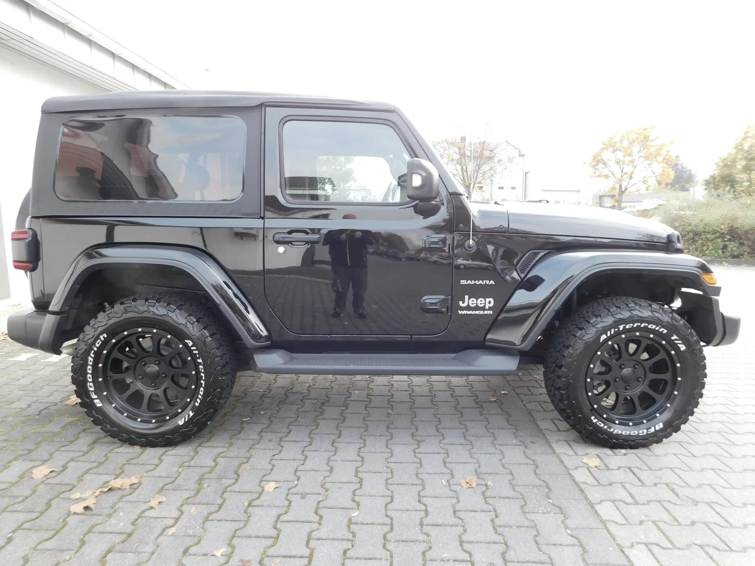 Jeep - Wrangler