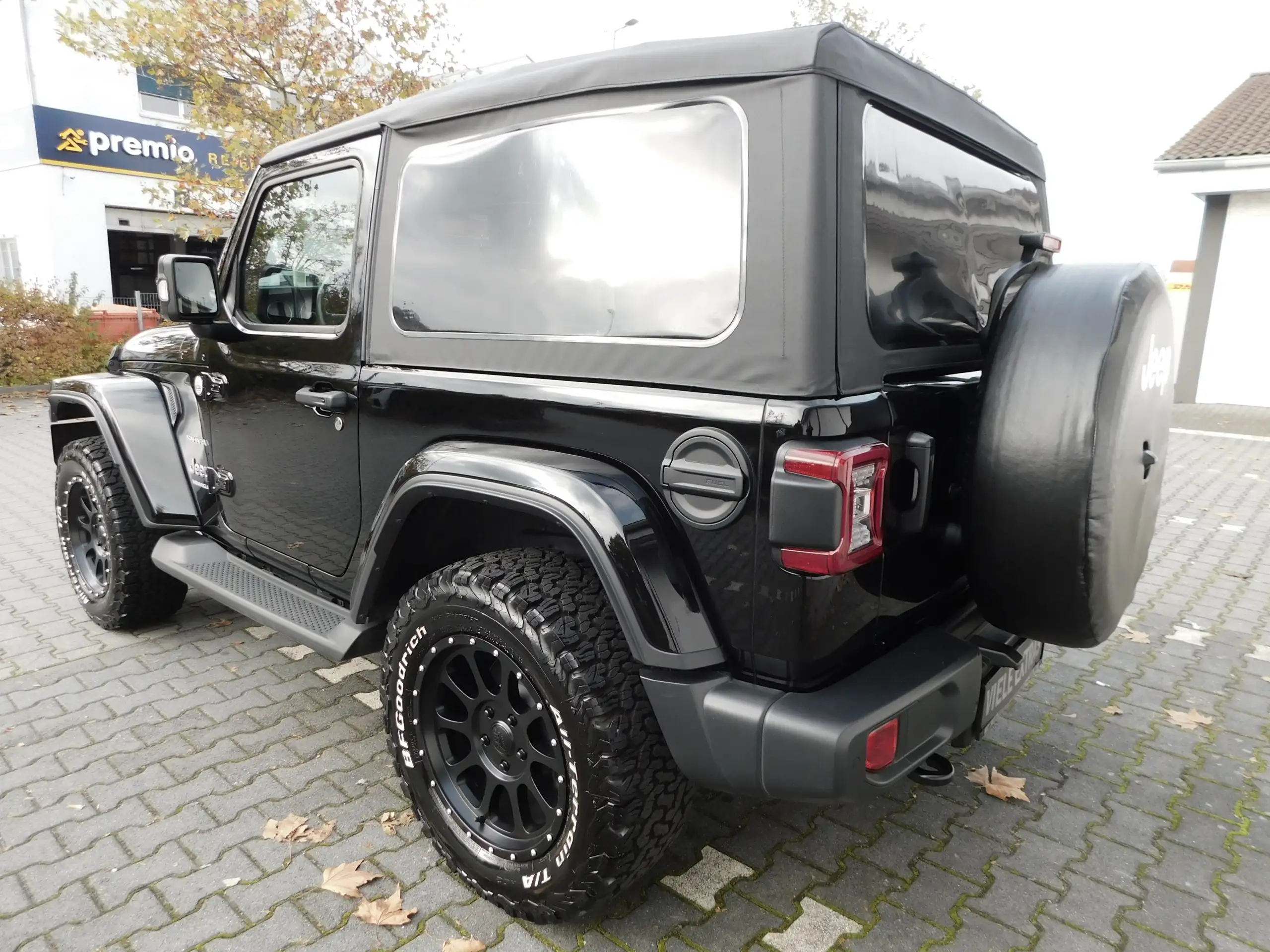 Jeep - Wrangler