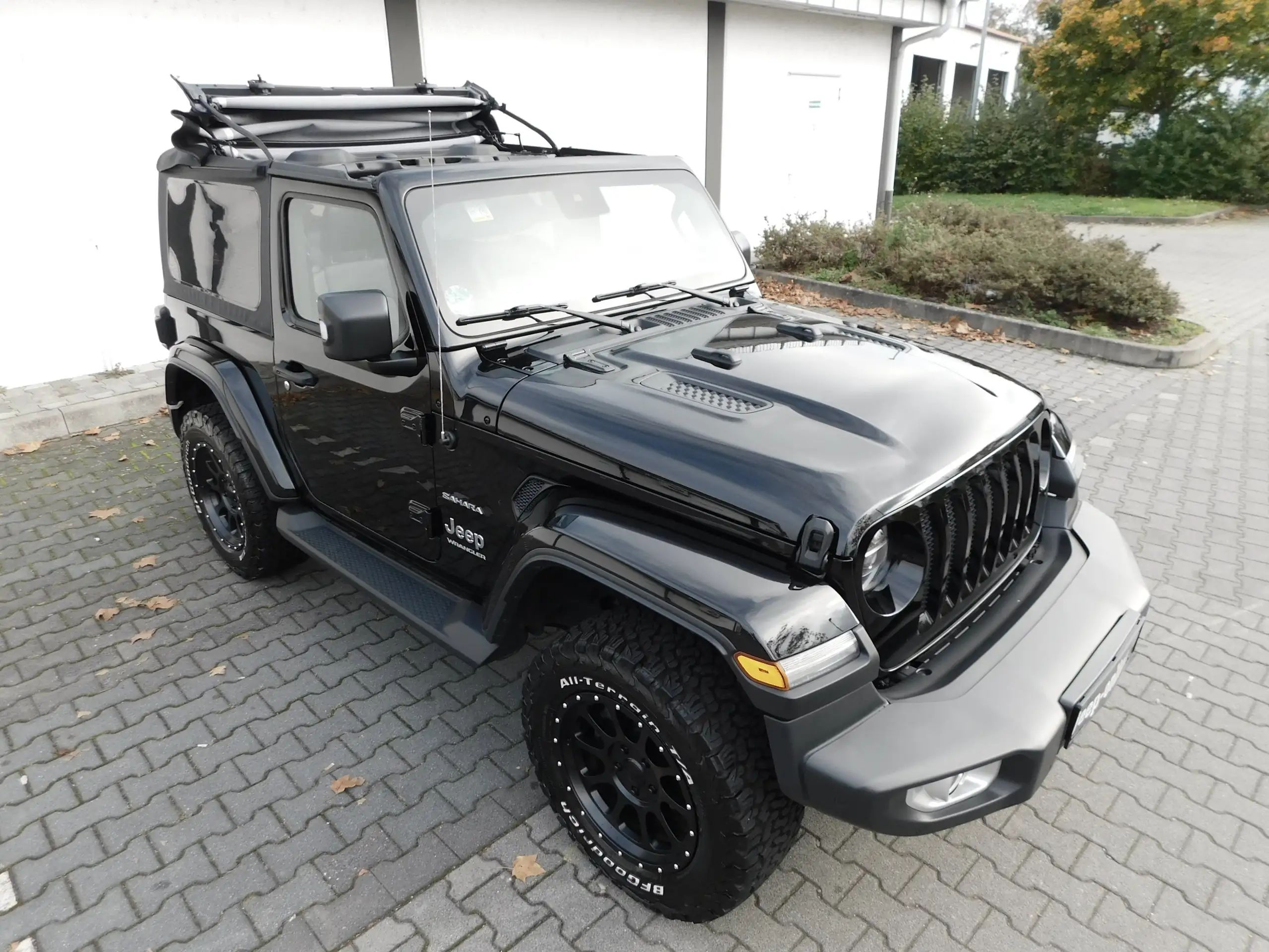 Jeep - Wrangler