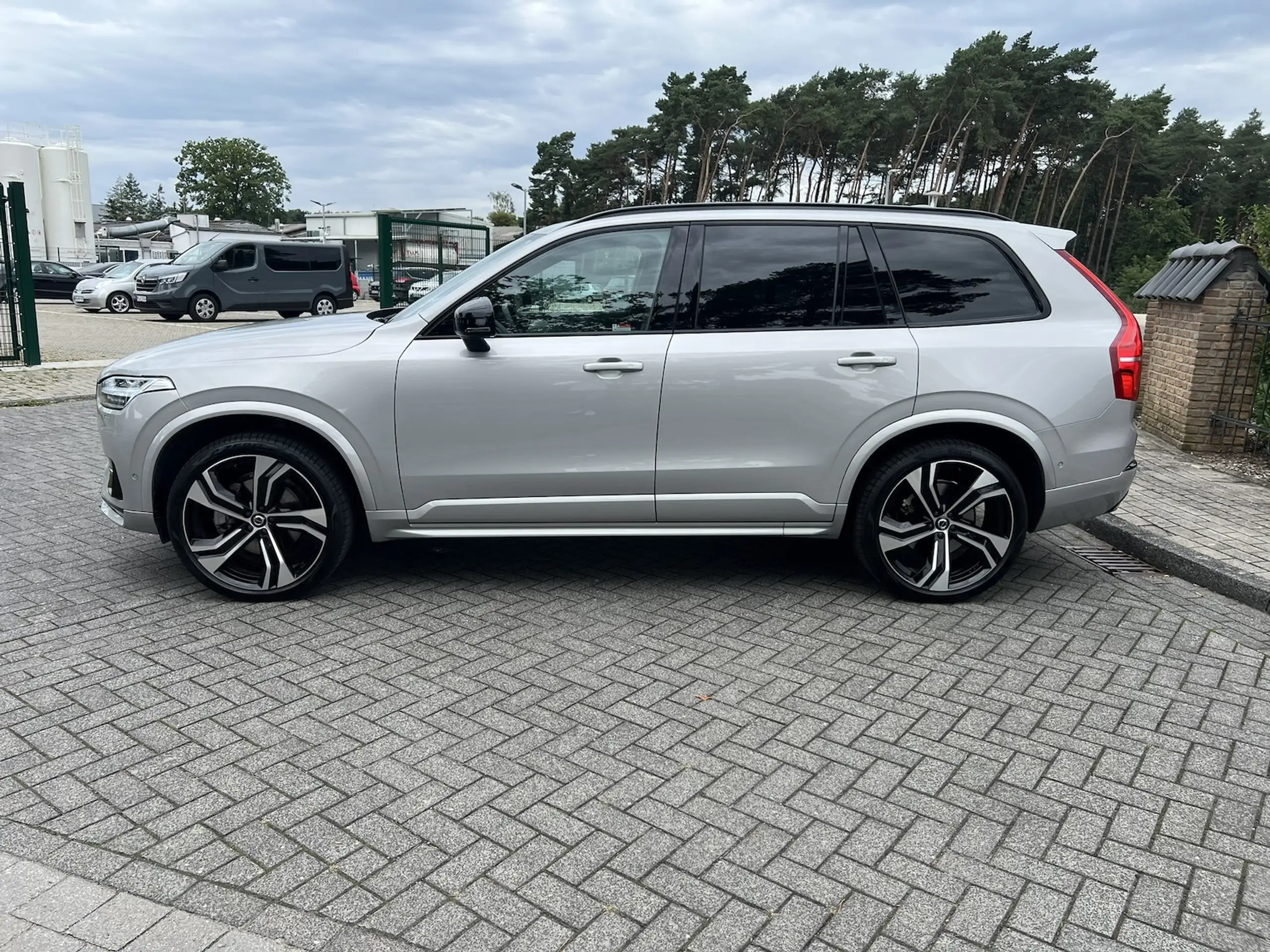 Volvo - XC90