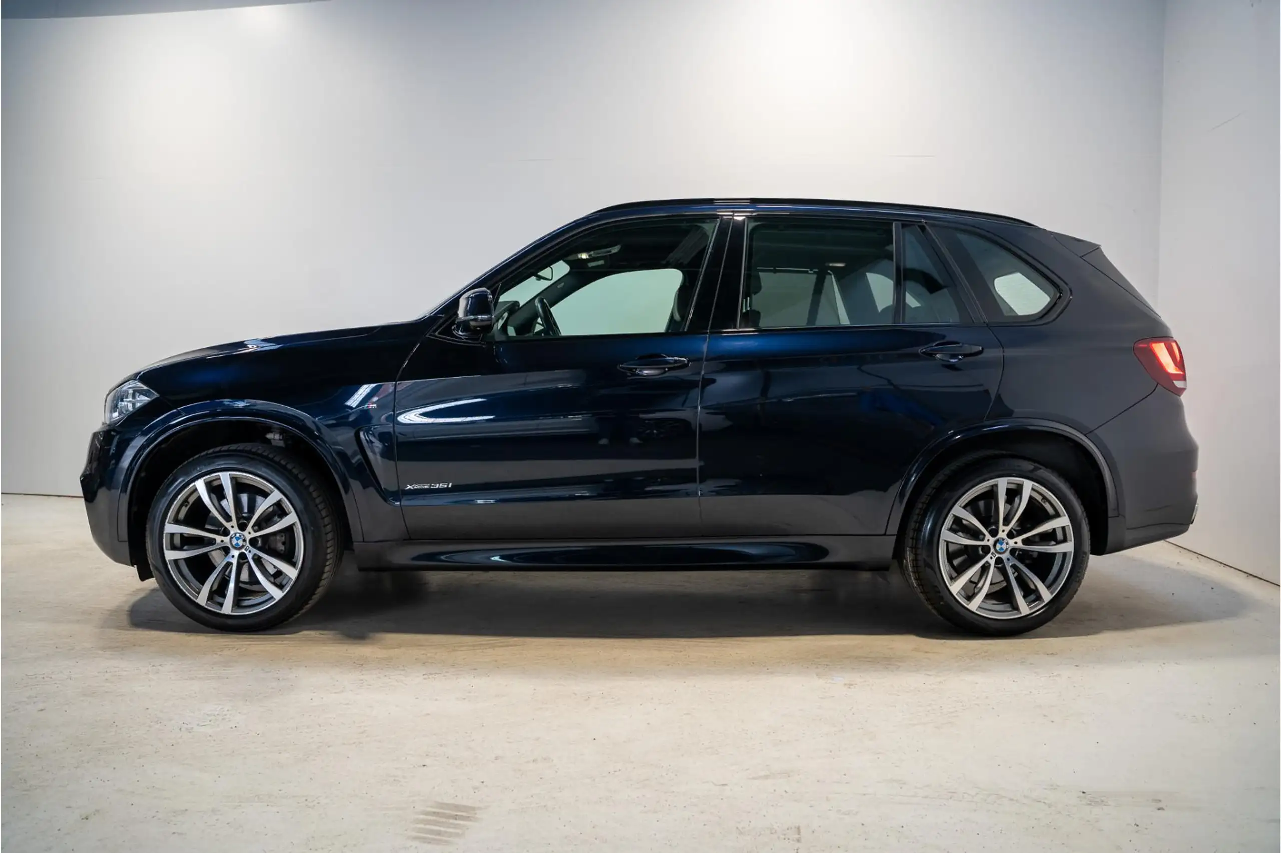 BMW - X5