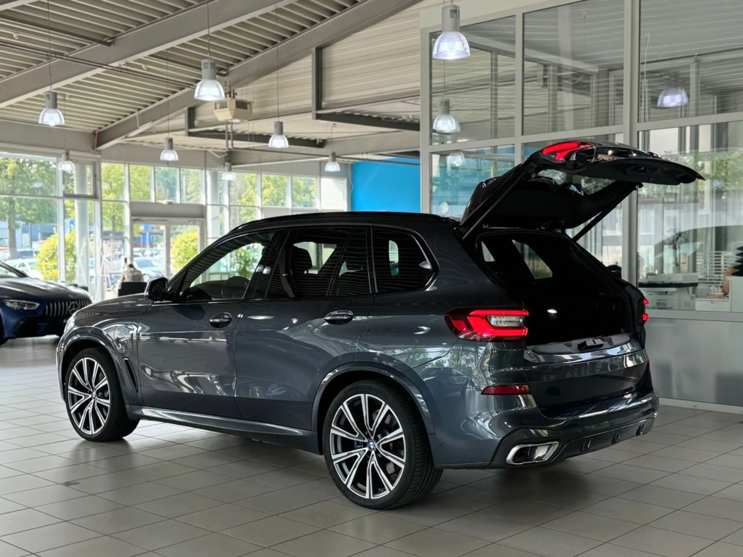 BMW - X5