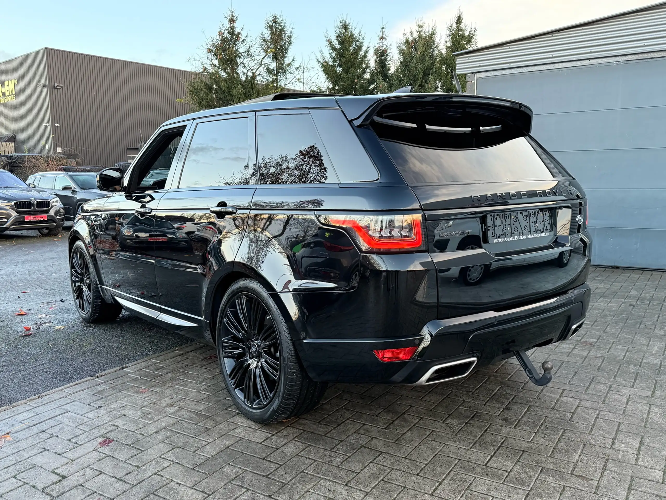 Land Rover - Range Rover Sport