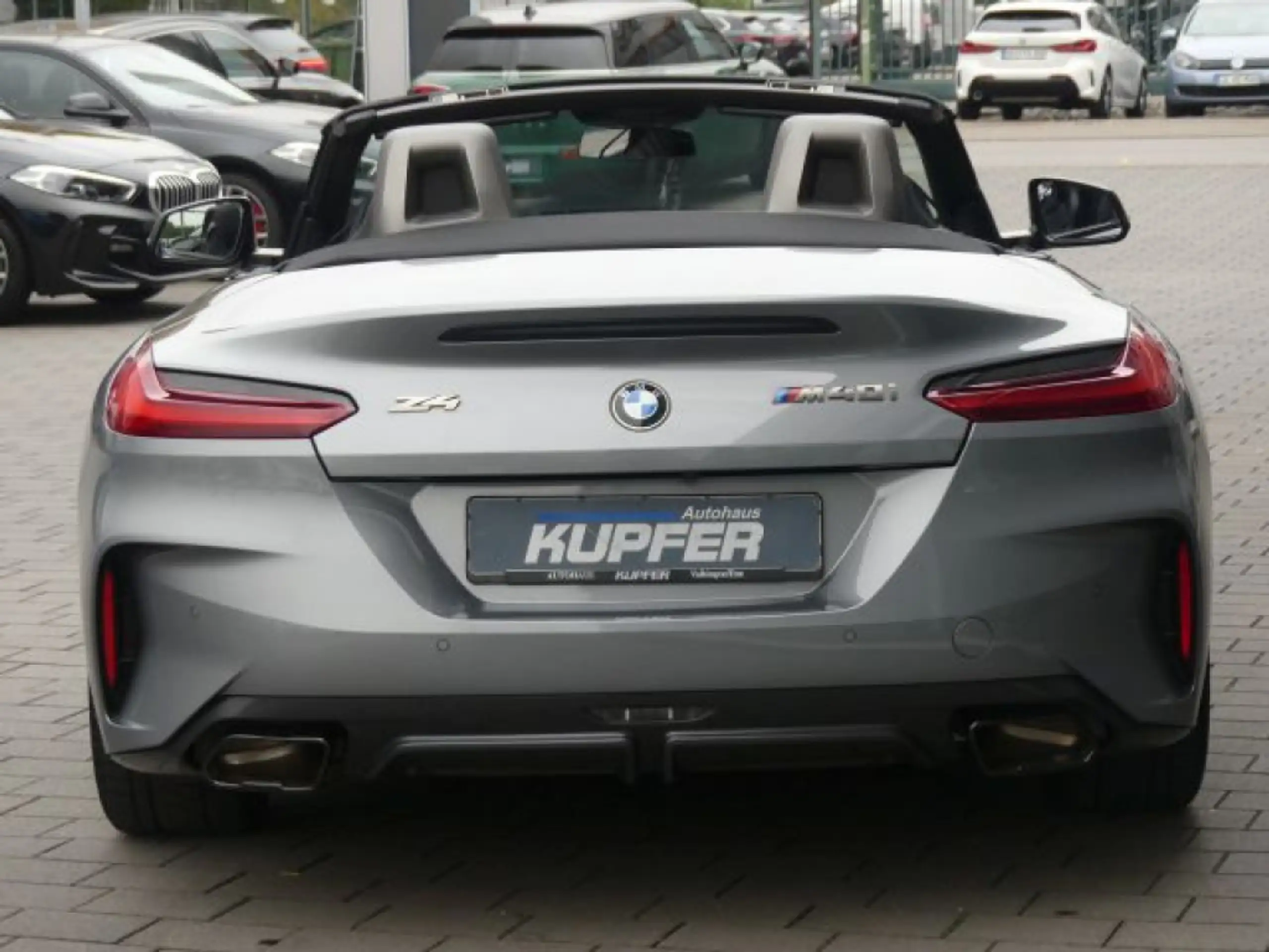 BMW - Z4 M