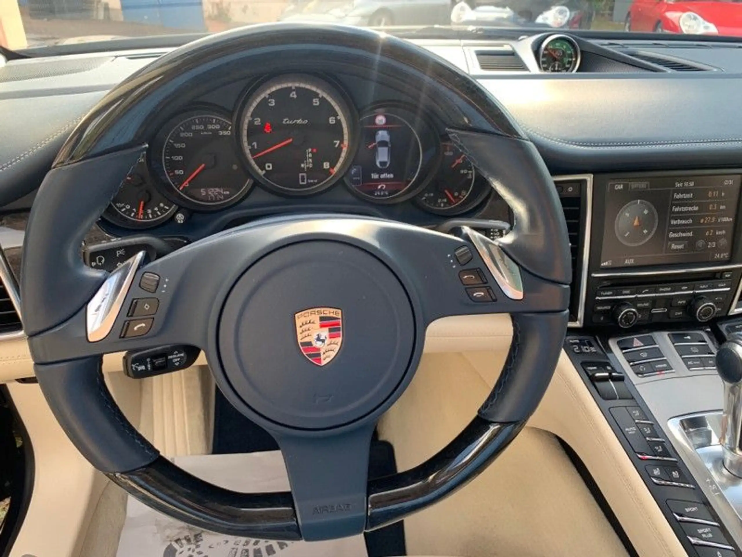 Porsche - Panamera