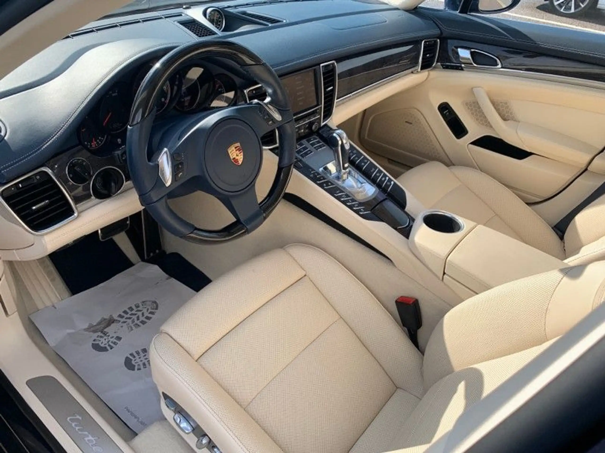 Porsche - Panamera