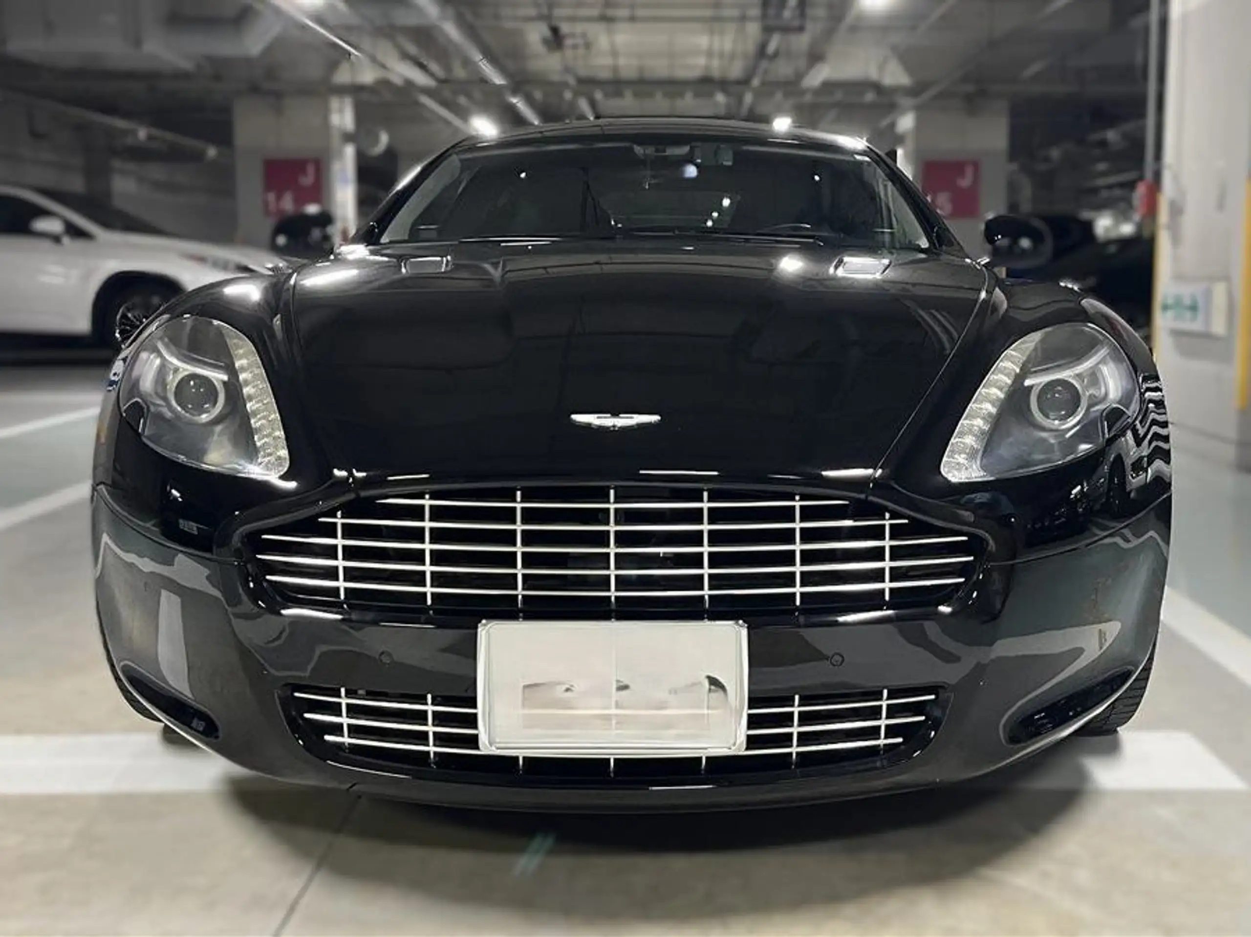 Aston Martin - Rapide