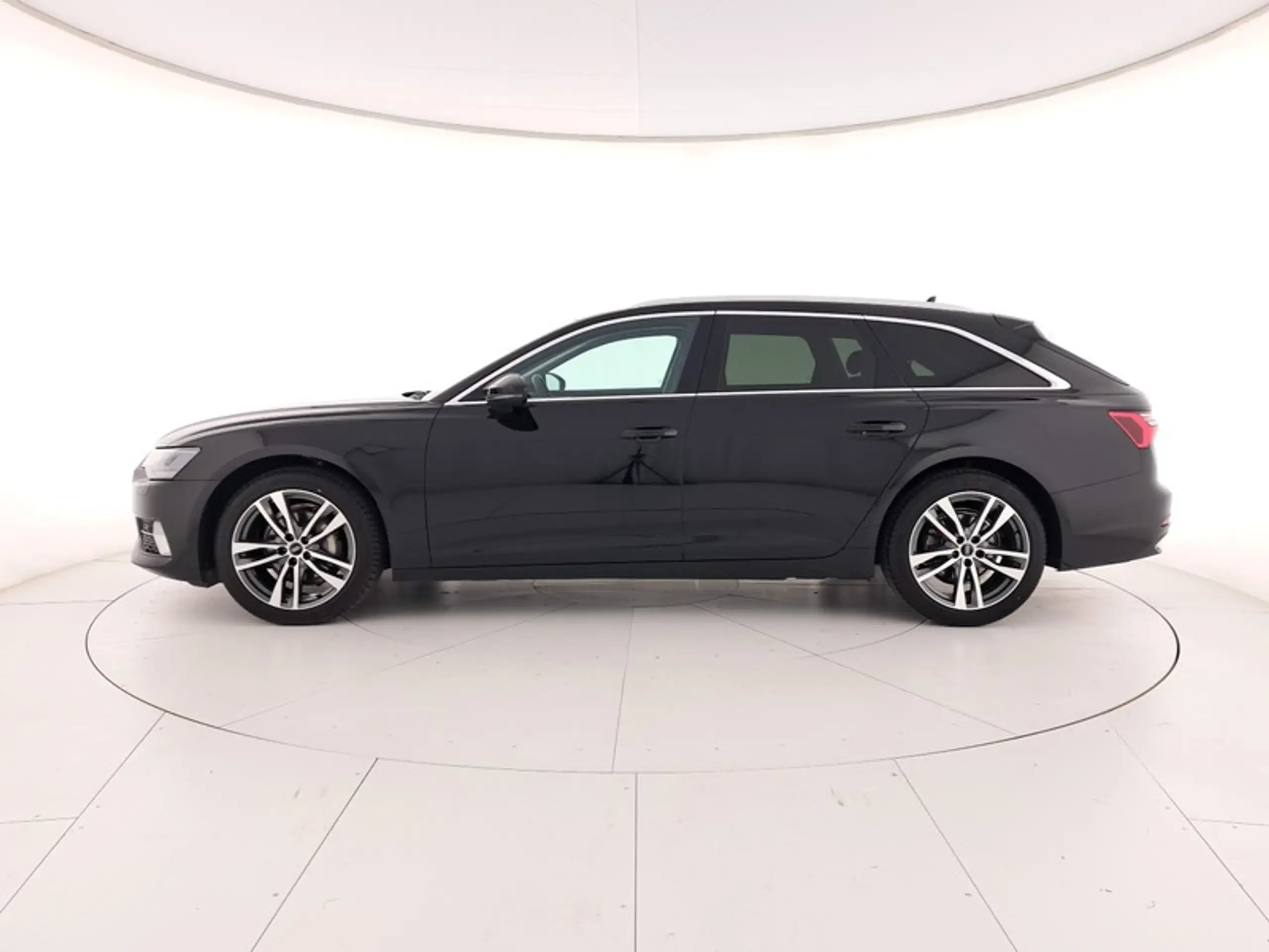 Audi - A6