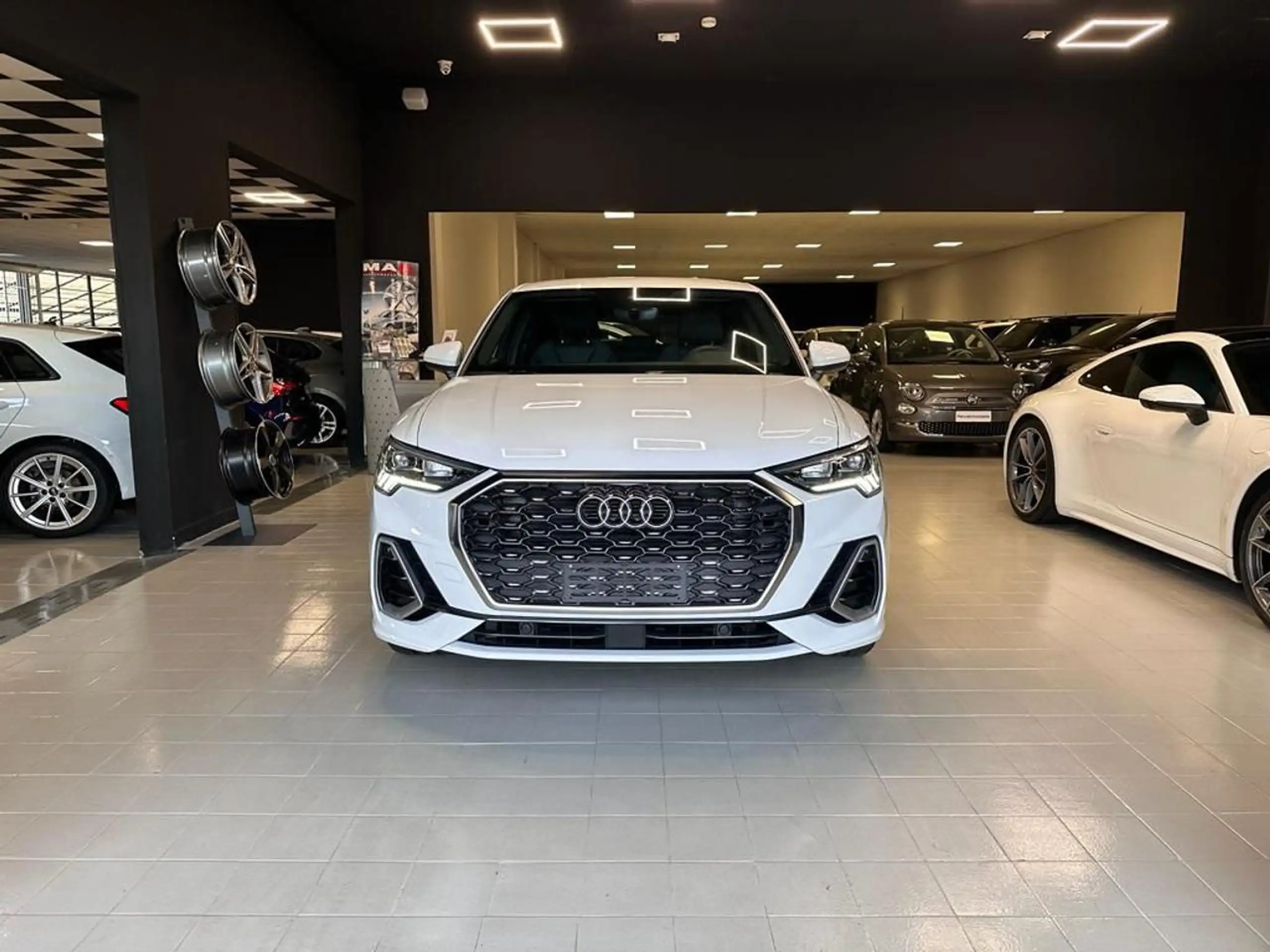 Audi - Q3