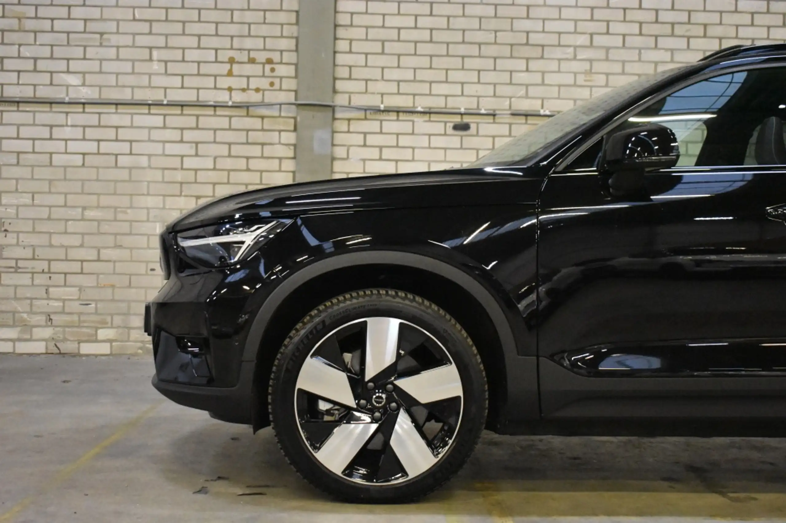 Volvo - XC40