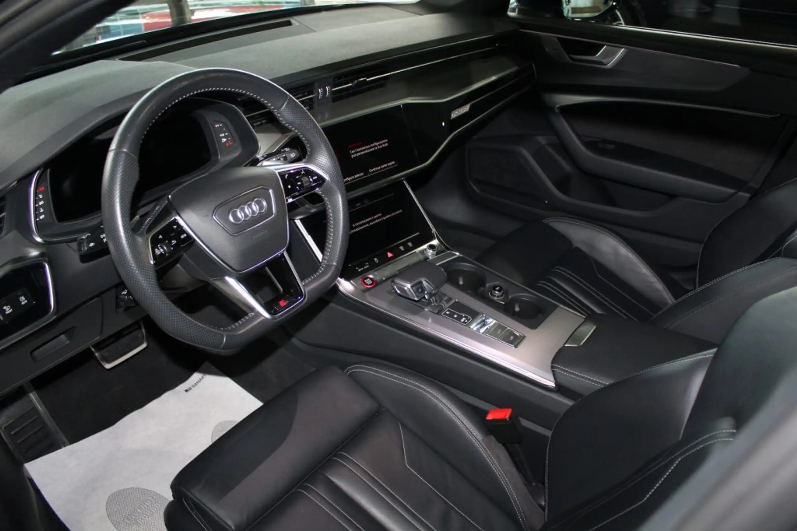 Audi - S6