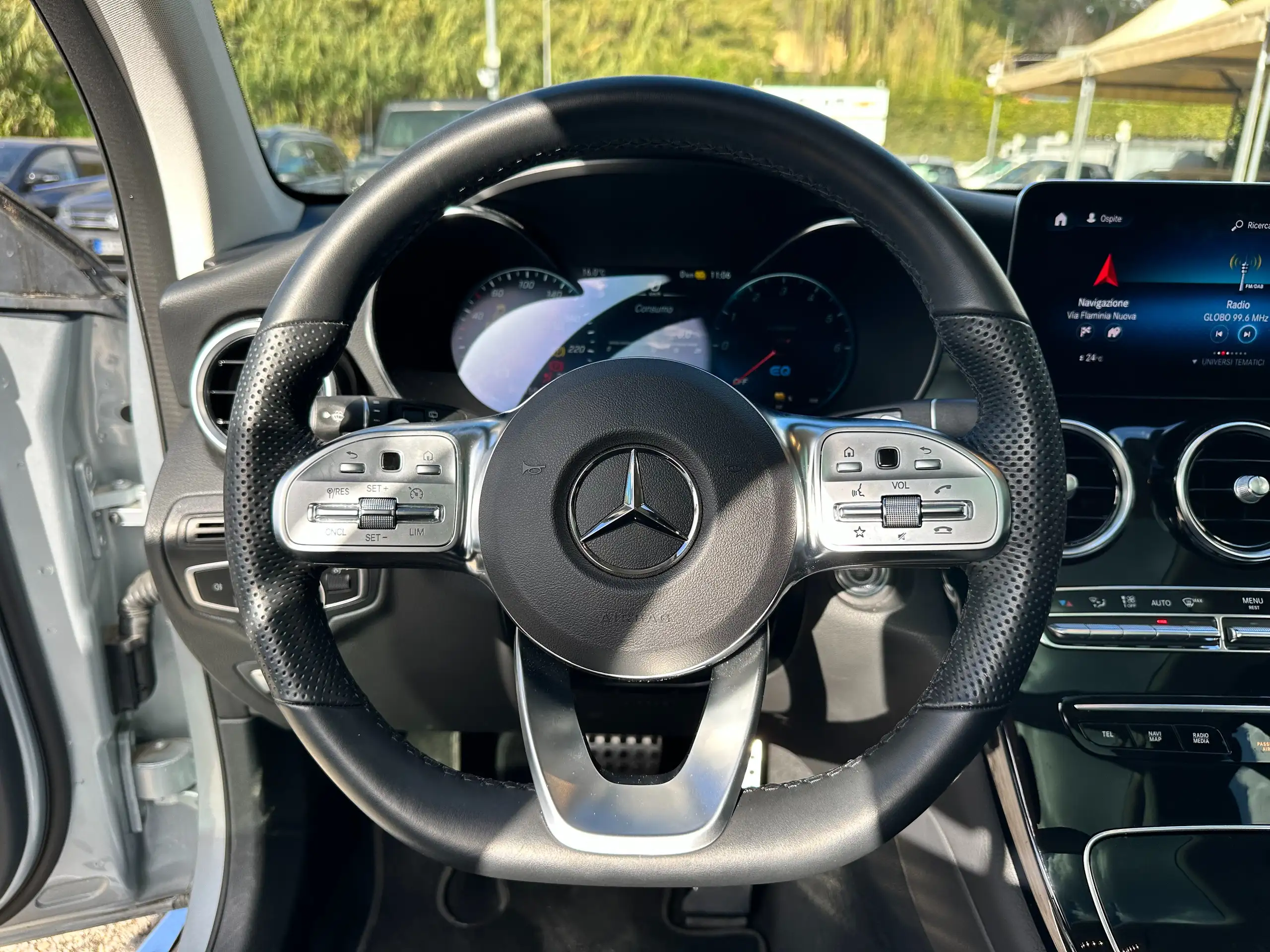 Mercedes-Benz - GLC 300