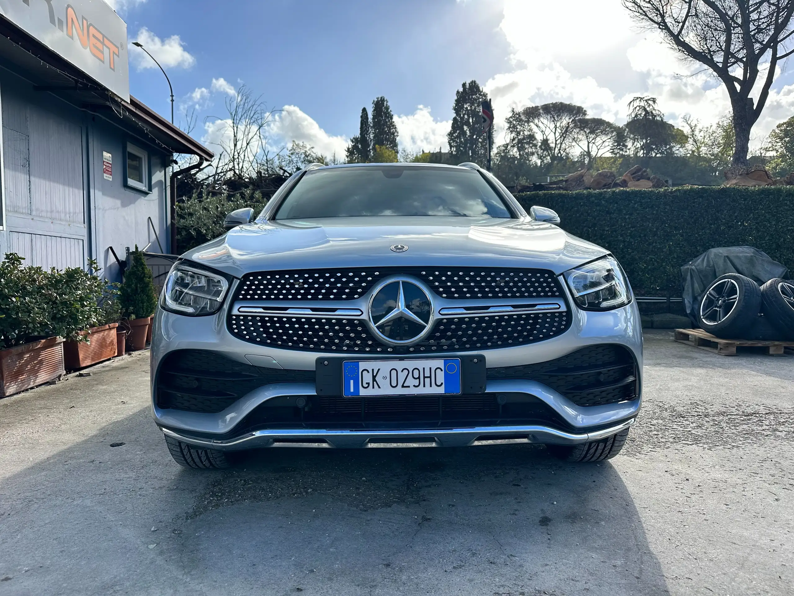 Mercedes-Benz - GLC 300