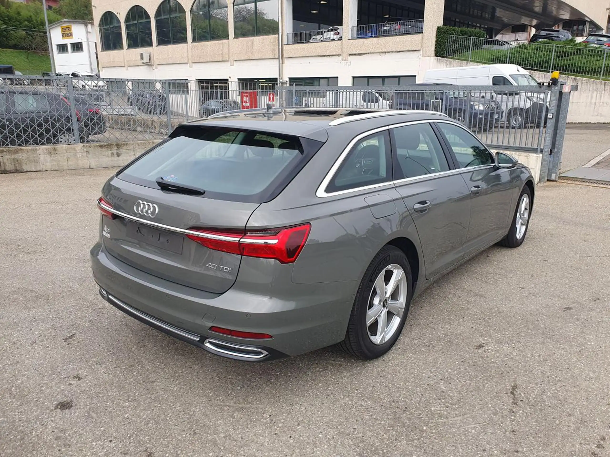 Audi - A6