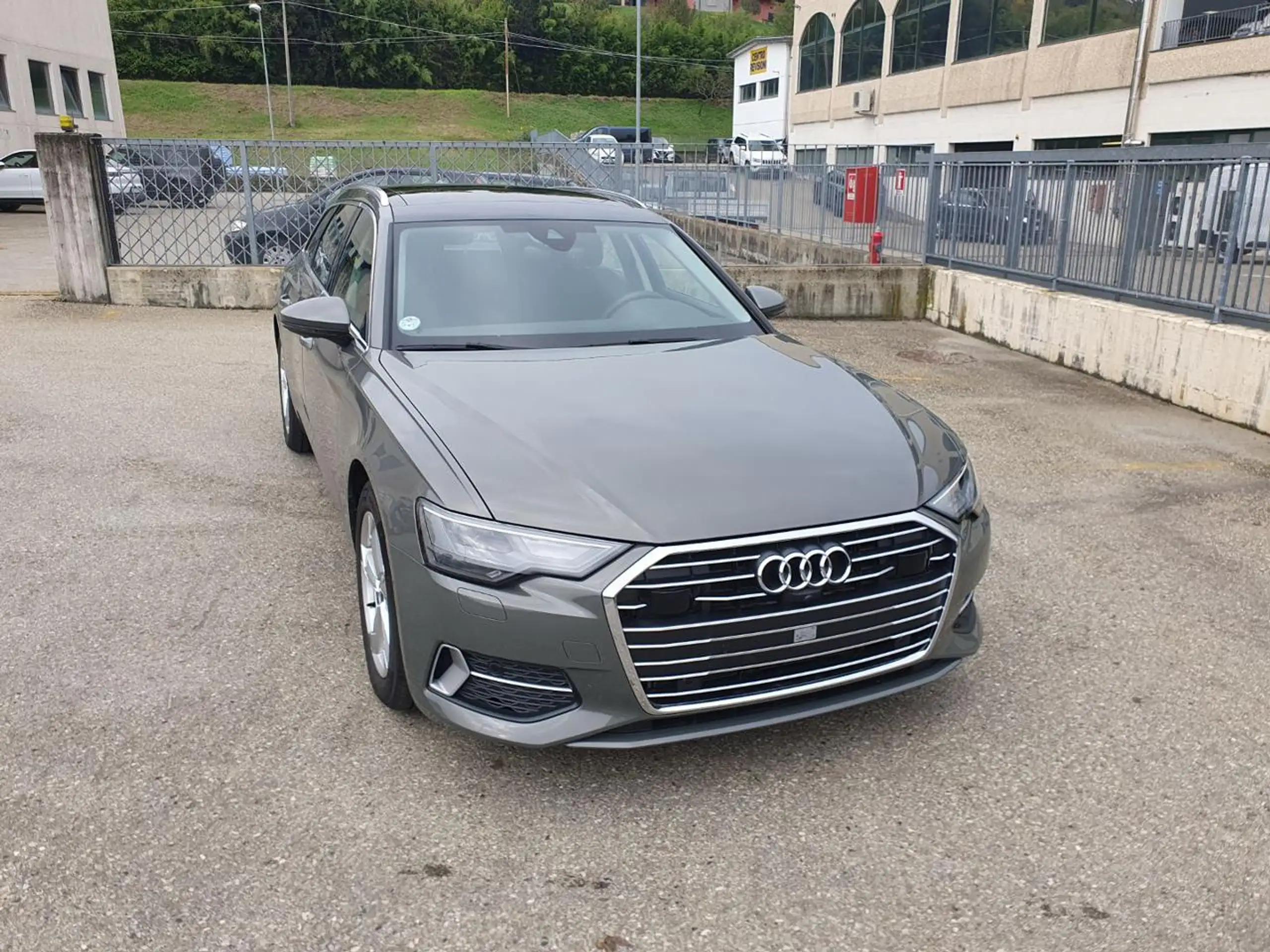 Audi - A6